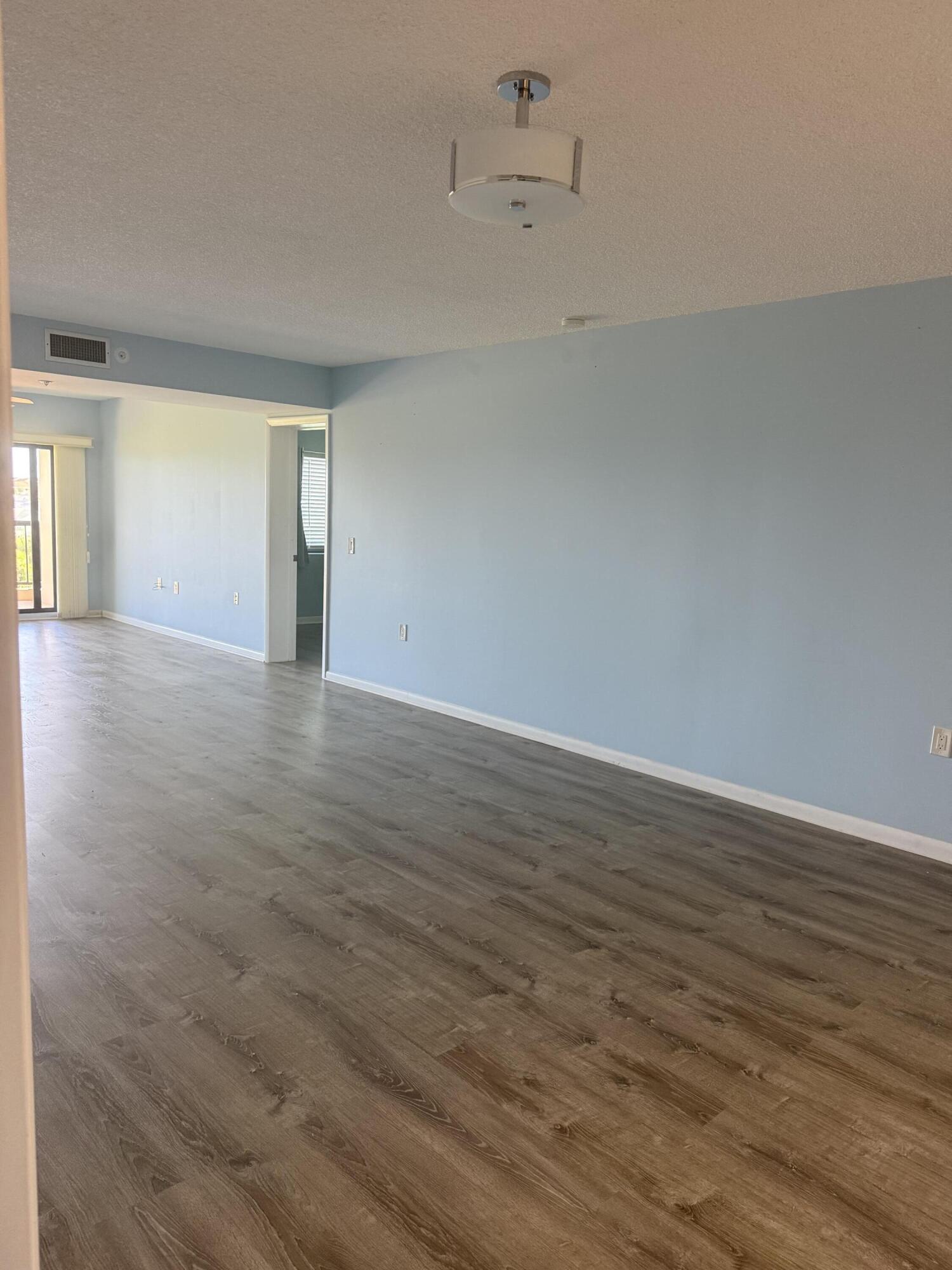 101 OCEAN BLUFFS #402, Jupiter FL 33477