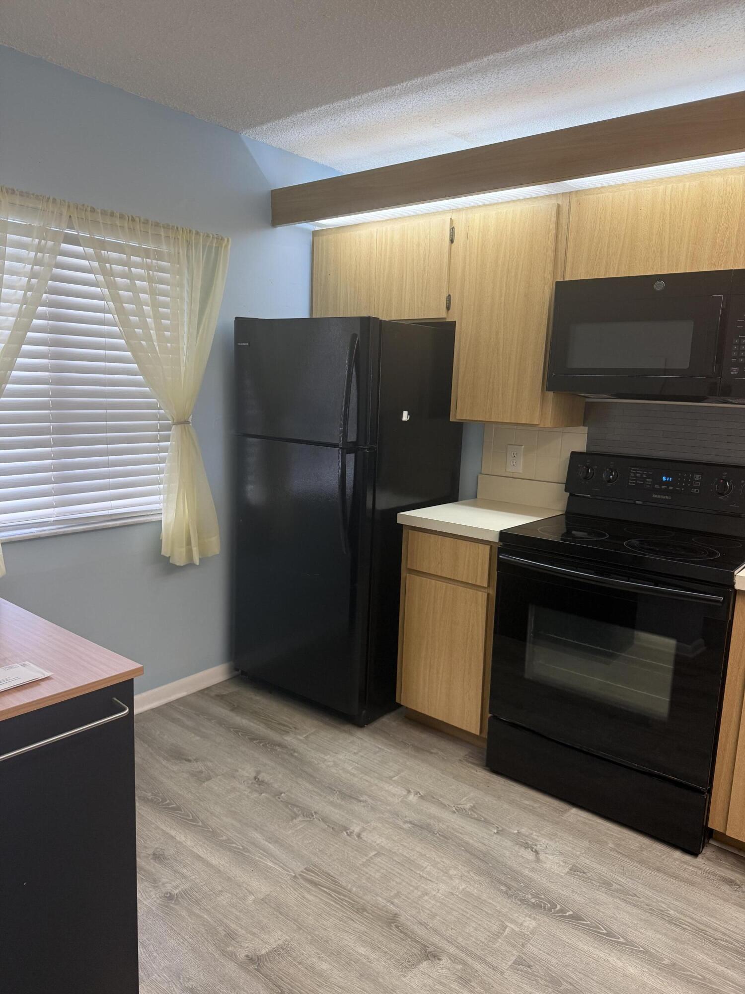 101 OCEAN BLUFFS #402, Jupiter FL 33477
