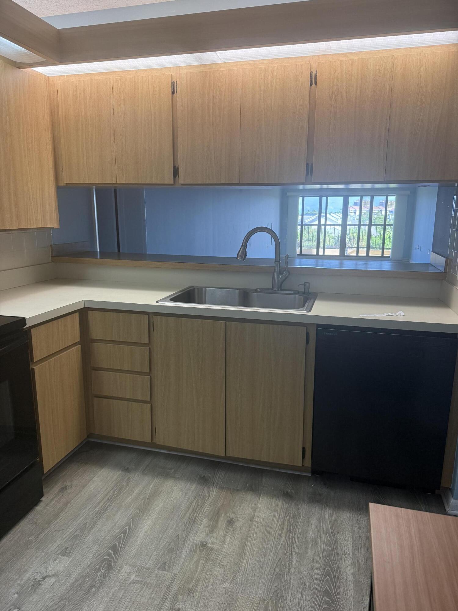 101 OCEAN BLUFFS #402, Jupiter FL 33477