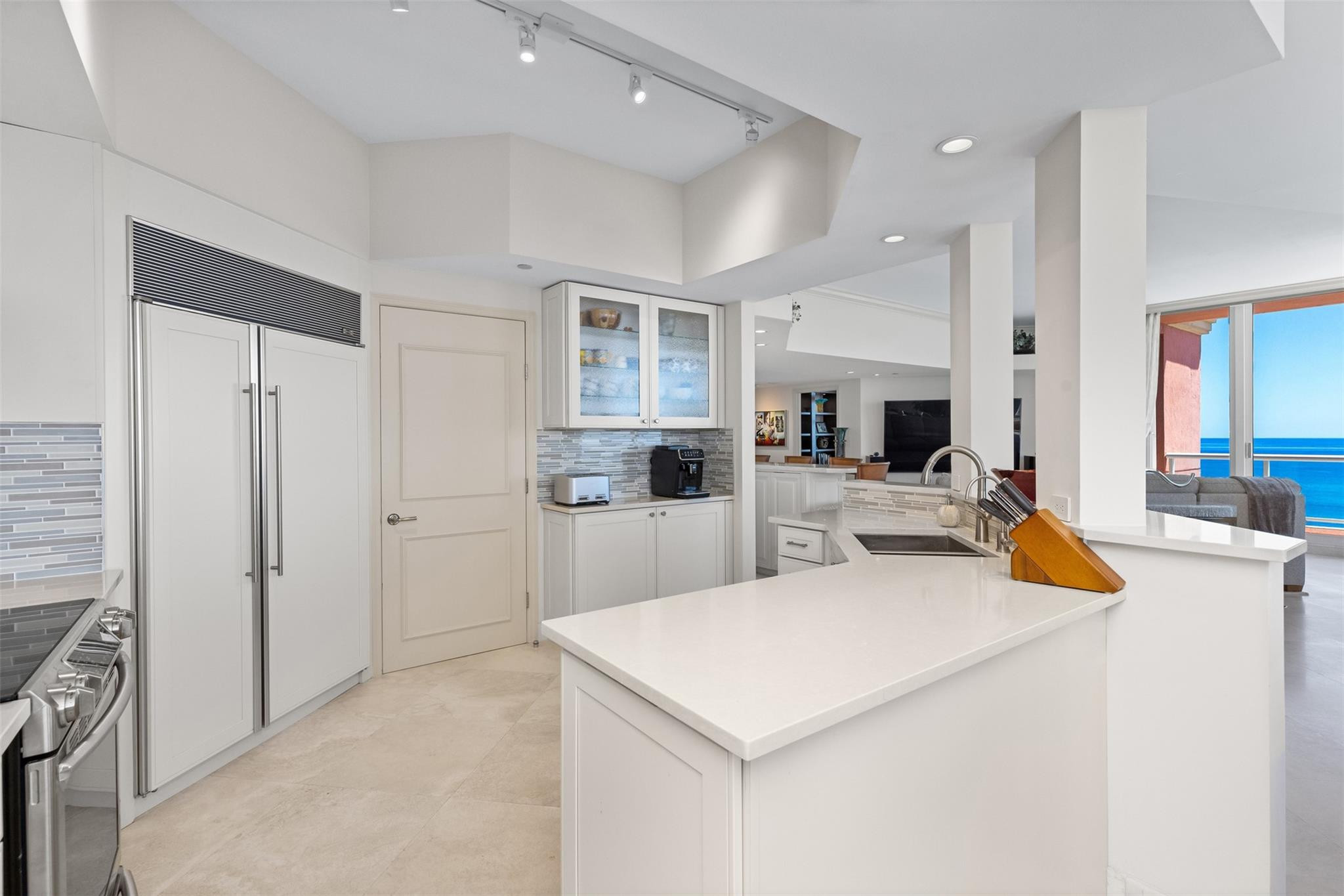 2110 N Ocean #24B, Fort Lauderdale FL 33305