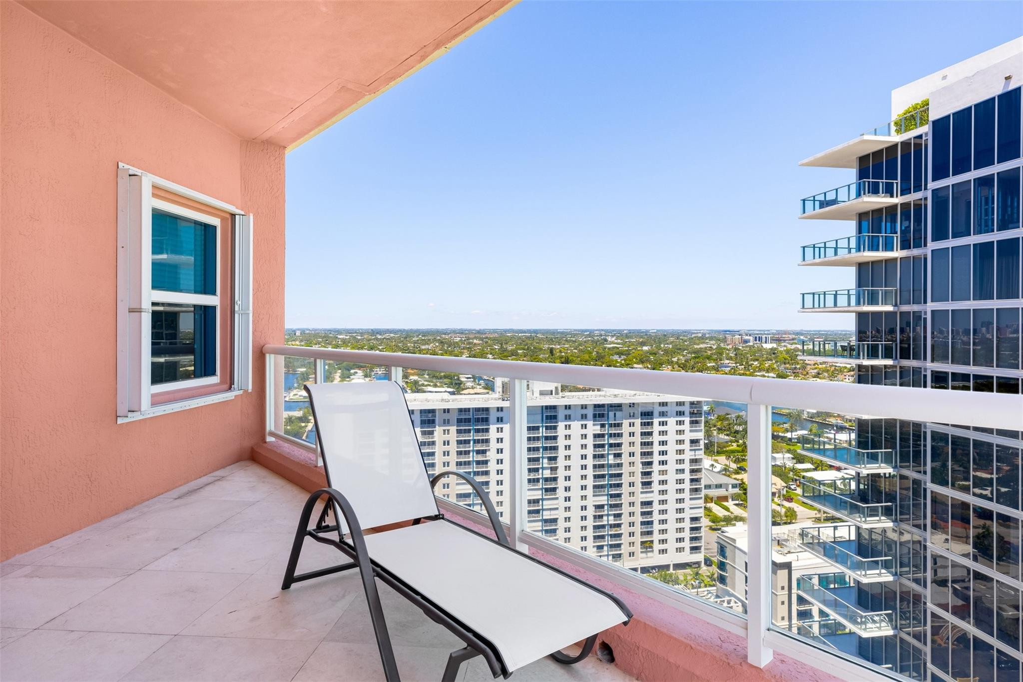 2110 N Ocean #24B, Fort Lauderdale FL 33305