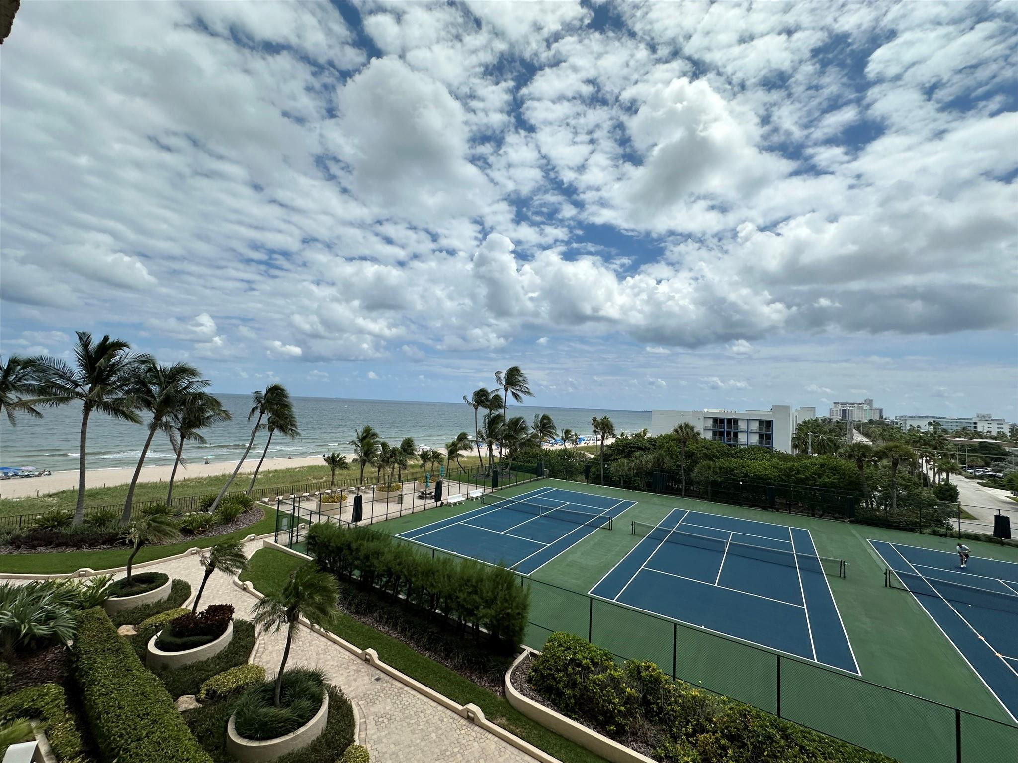 4900 N OCEAN #605, Lauderdale By The Sea FL 33308