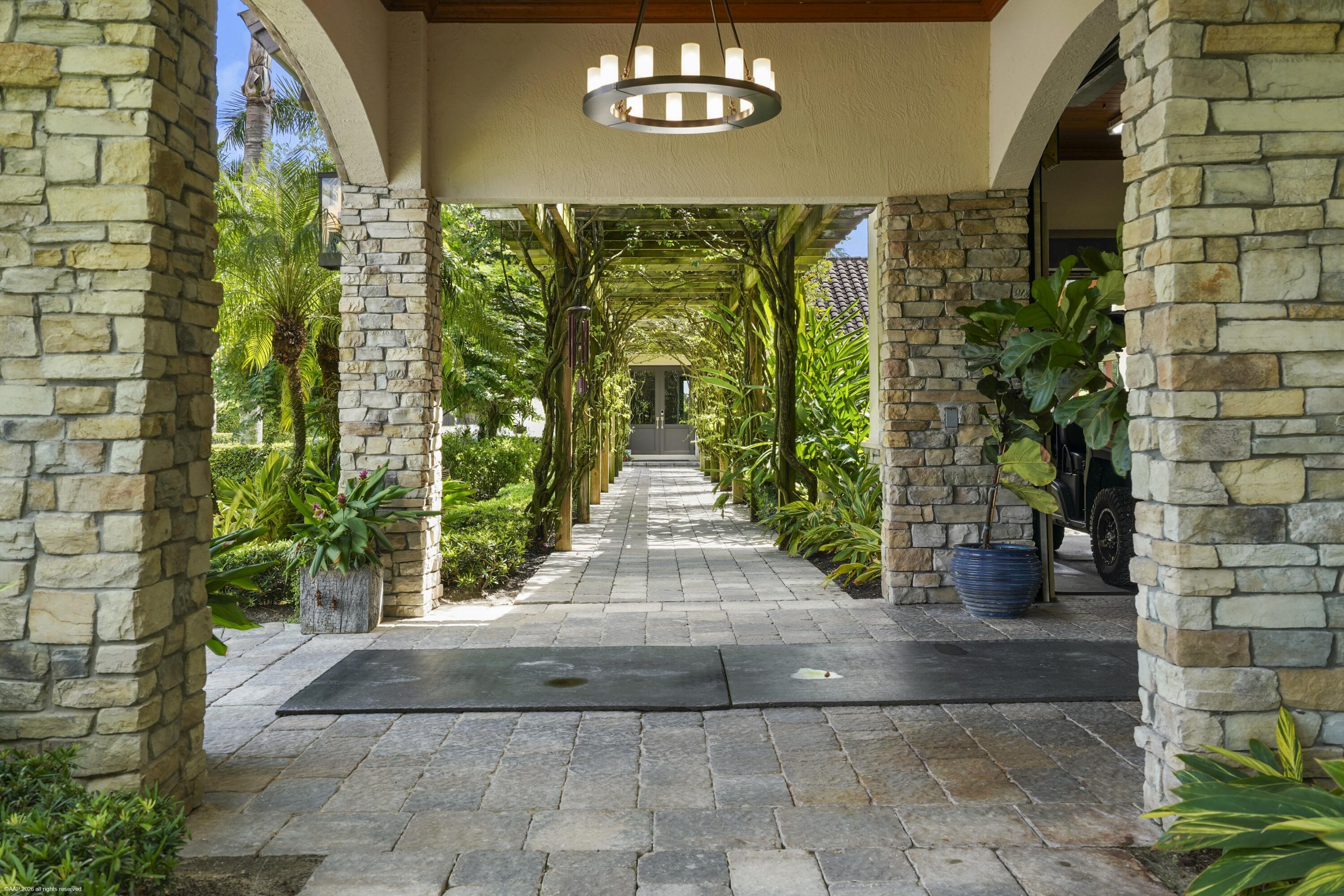 4600 Garden Point, Wellington FL 33414