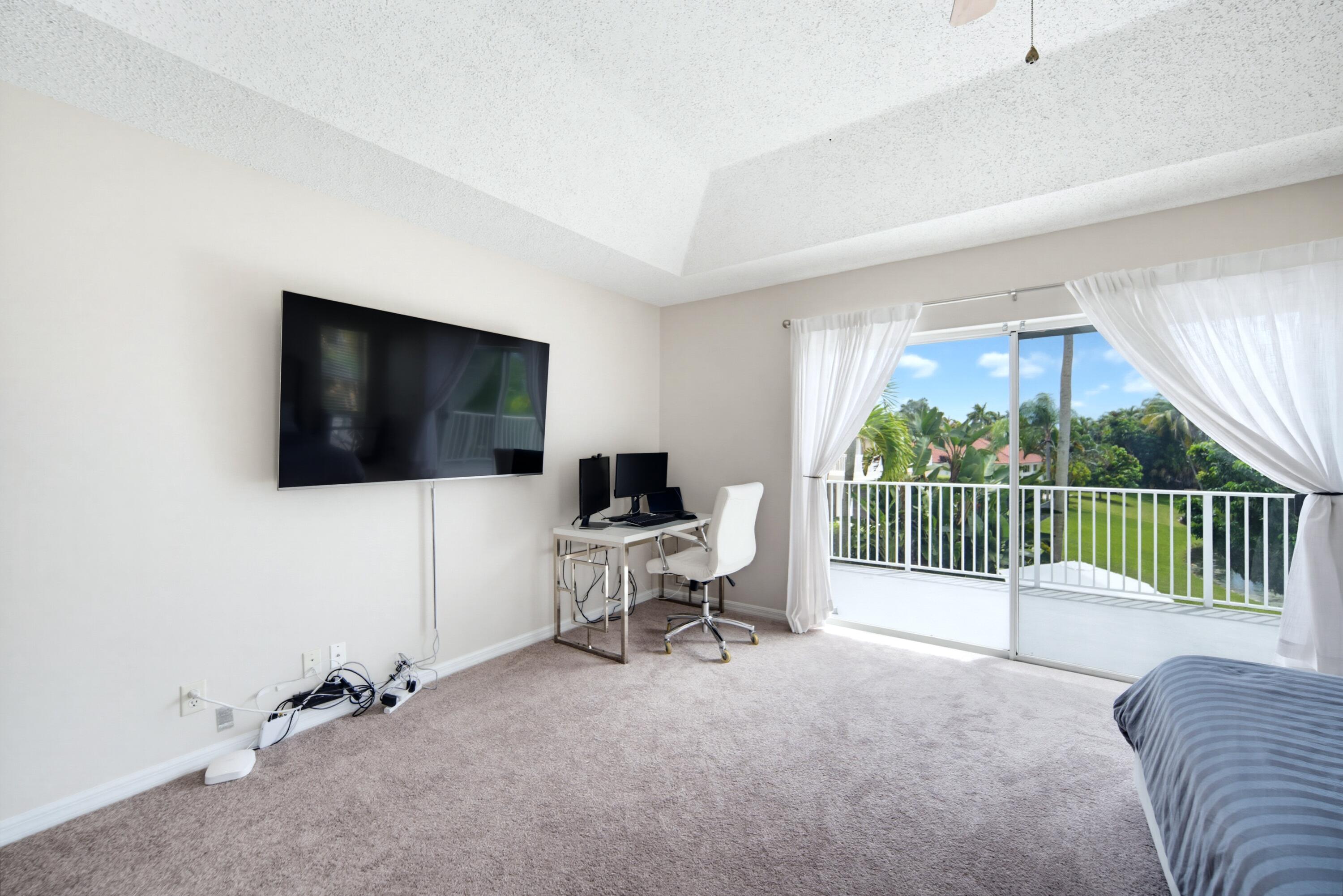 19614 STAR ISLAND, Boca Raton FL 33498