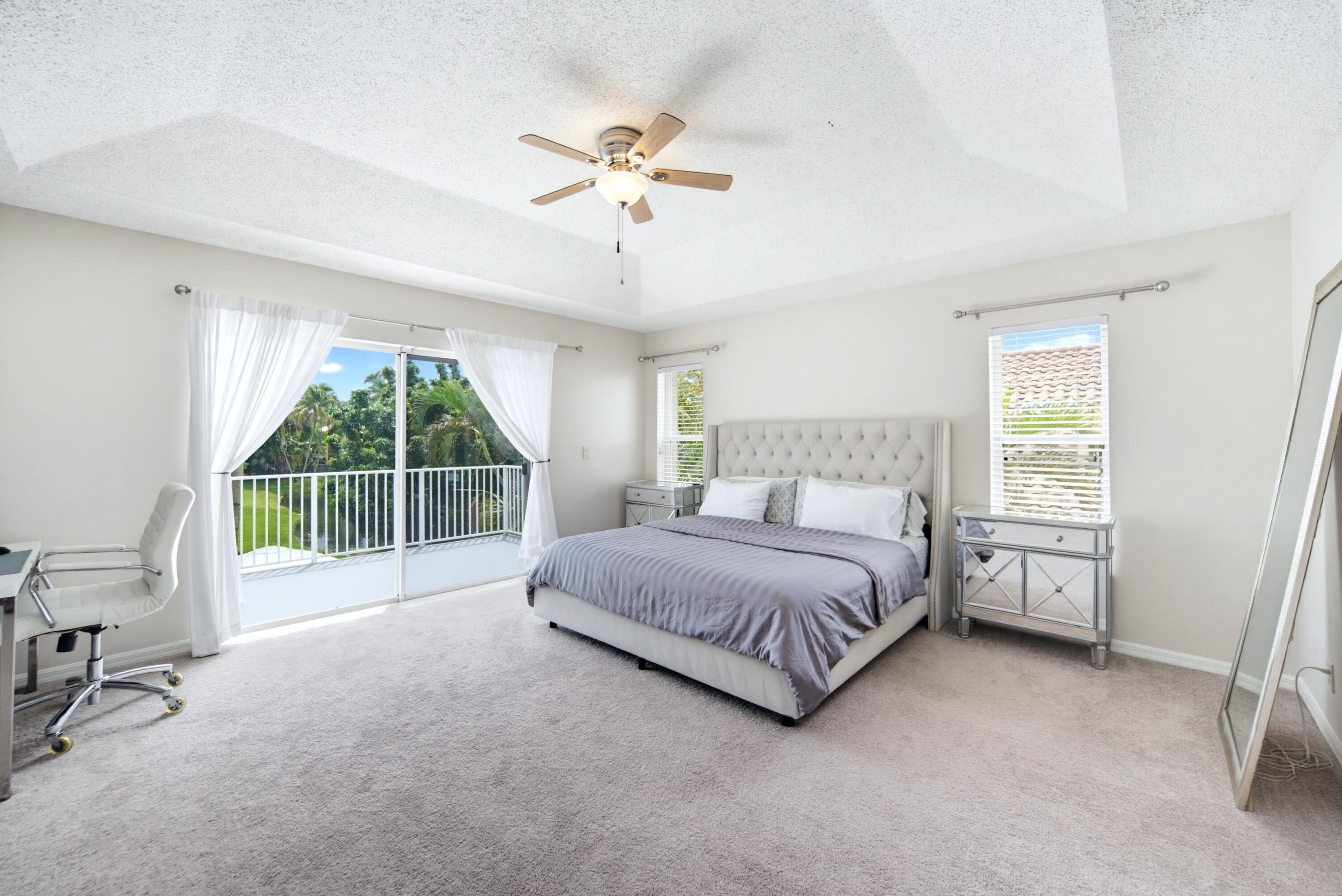 19614 STAR ISLAND, Boca Raton FL 33498