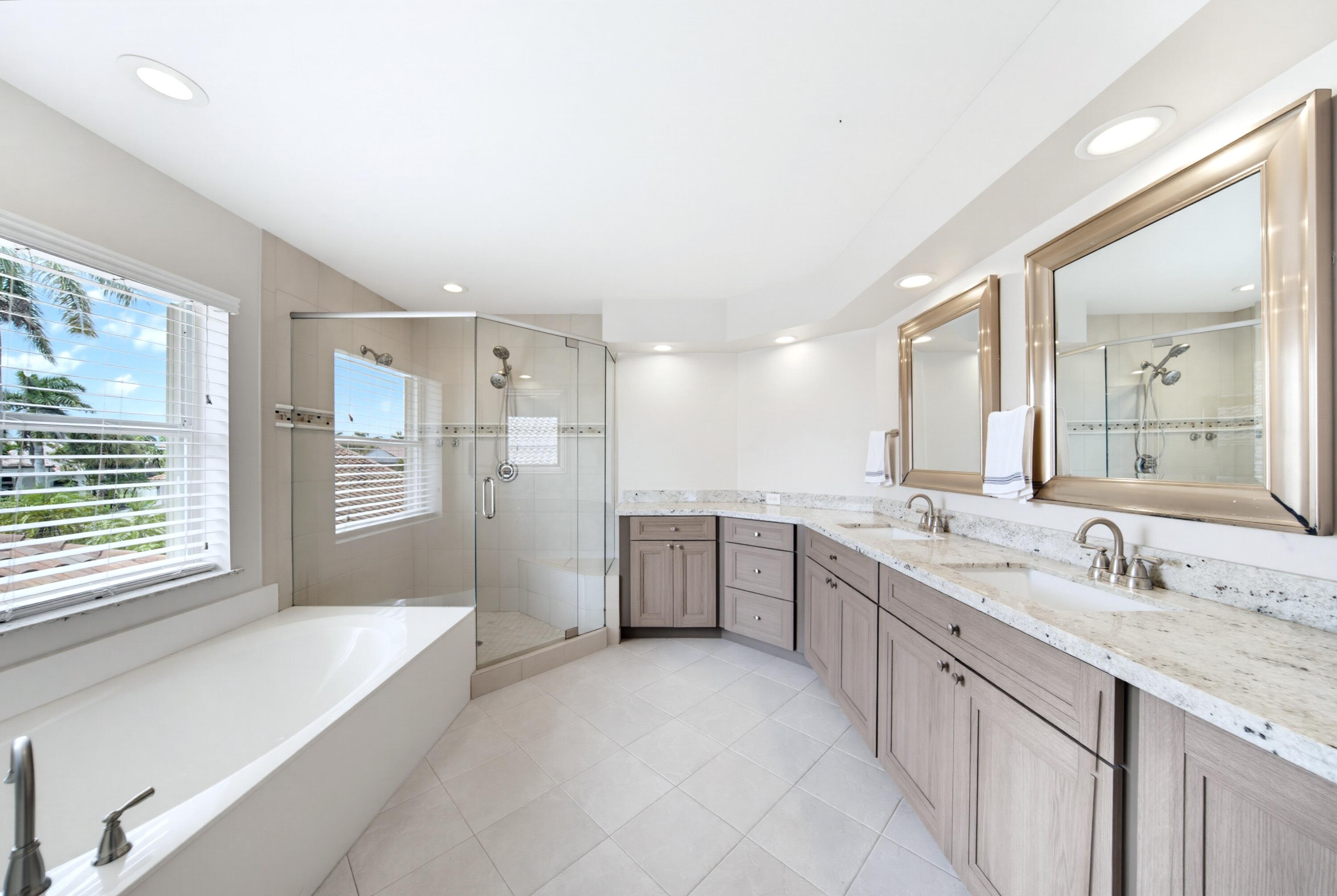 19614 STAR ISLAND, Boca Raton FL 33498