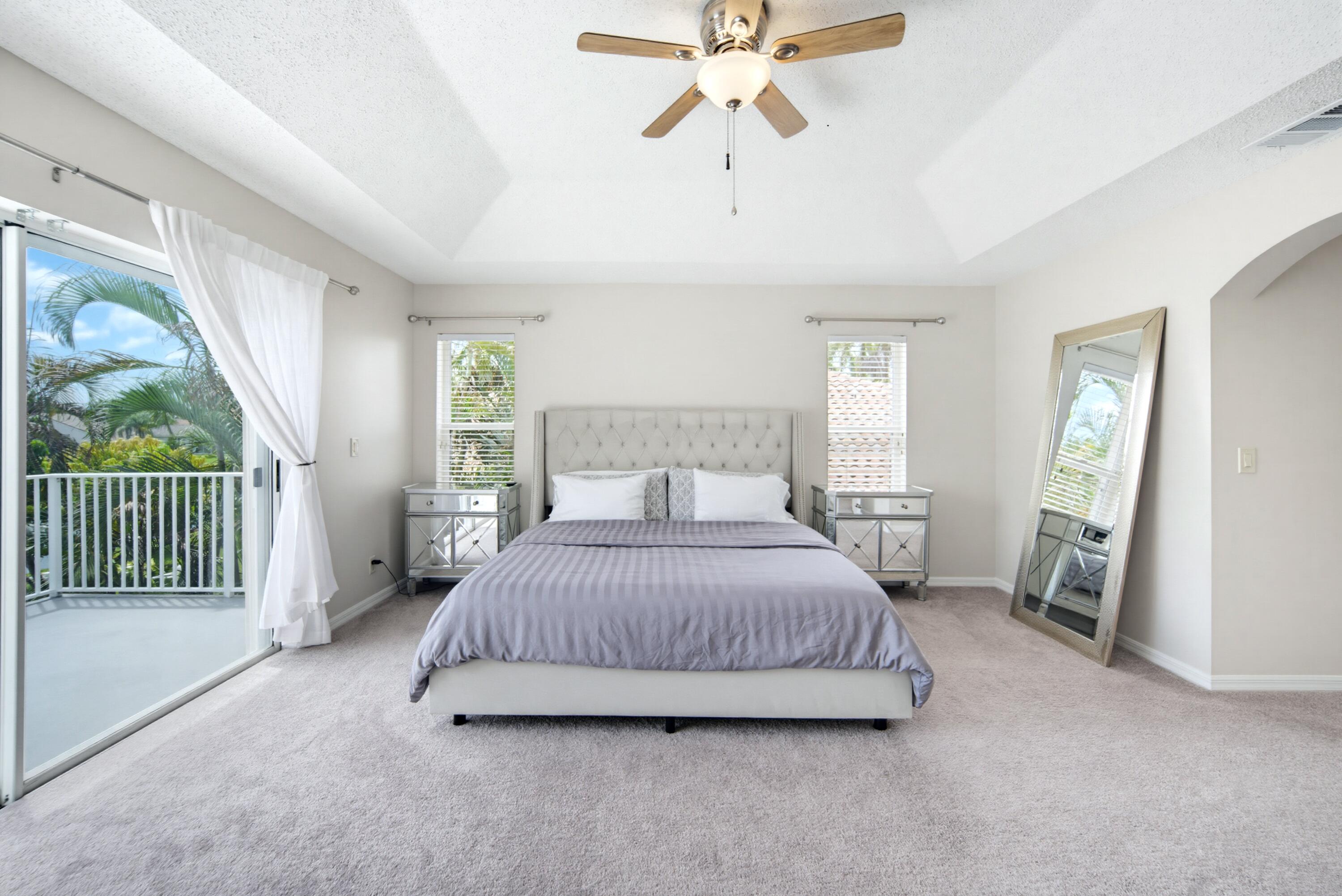 19614 STAR ISLAND, Boca Raton FL 33498