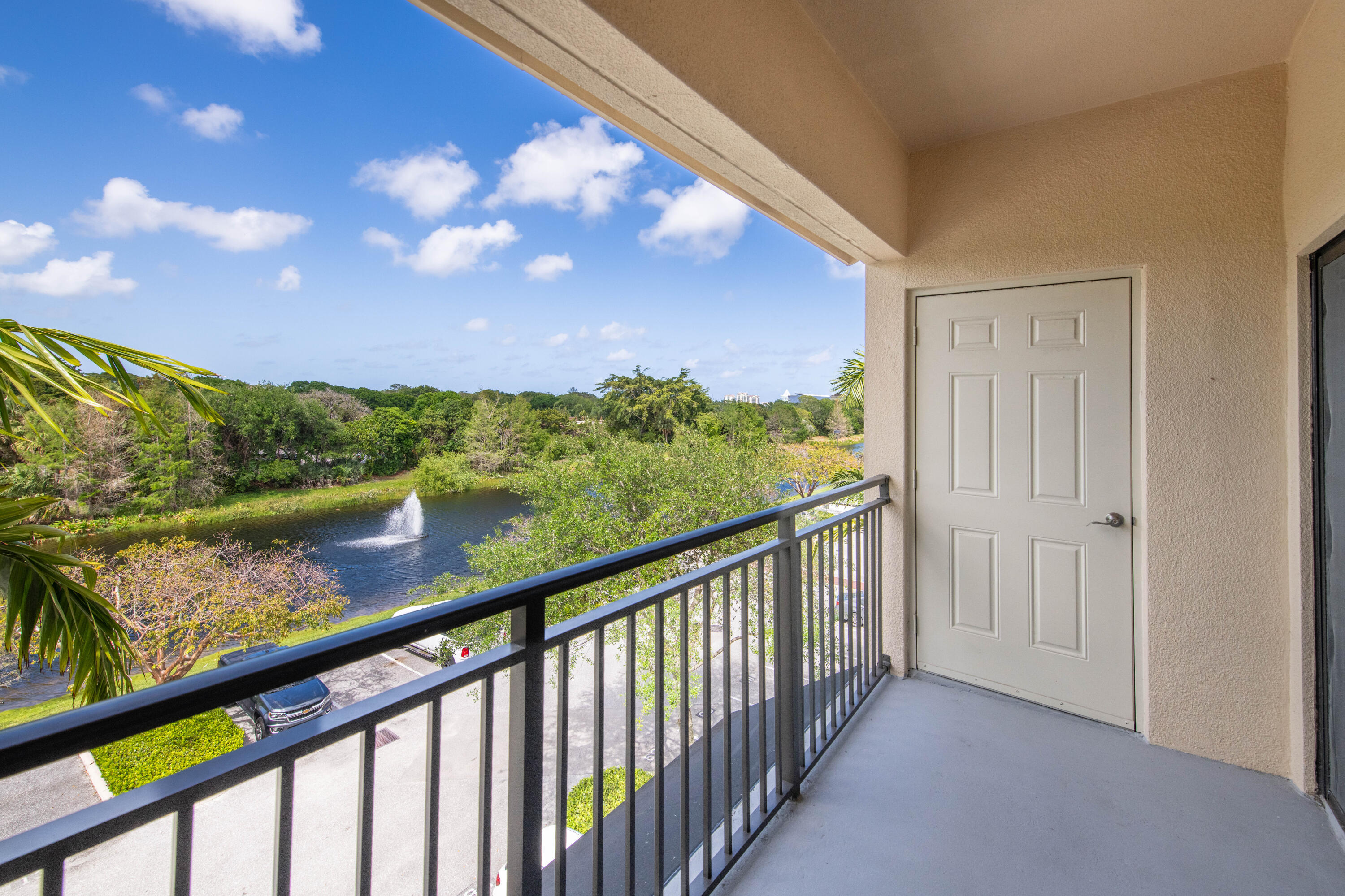 4907 Midtown #1411, Palm Beach Gardens FL 33418
