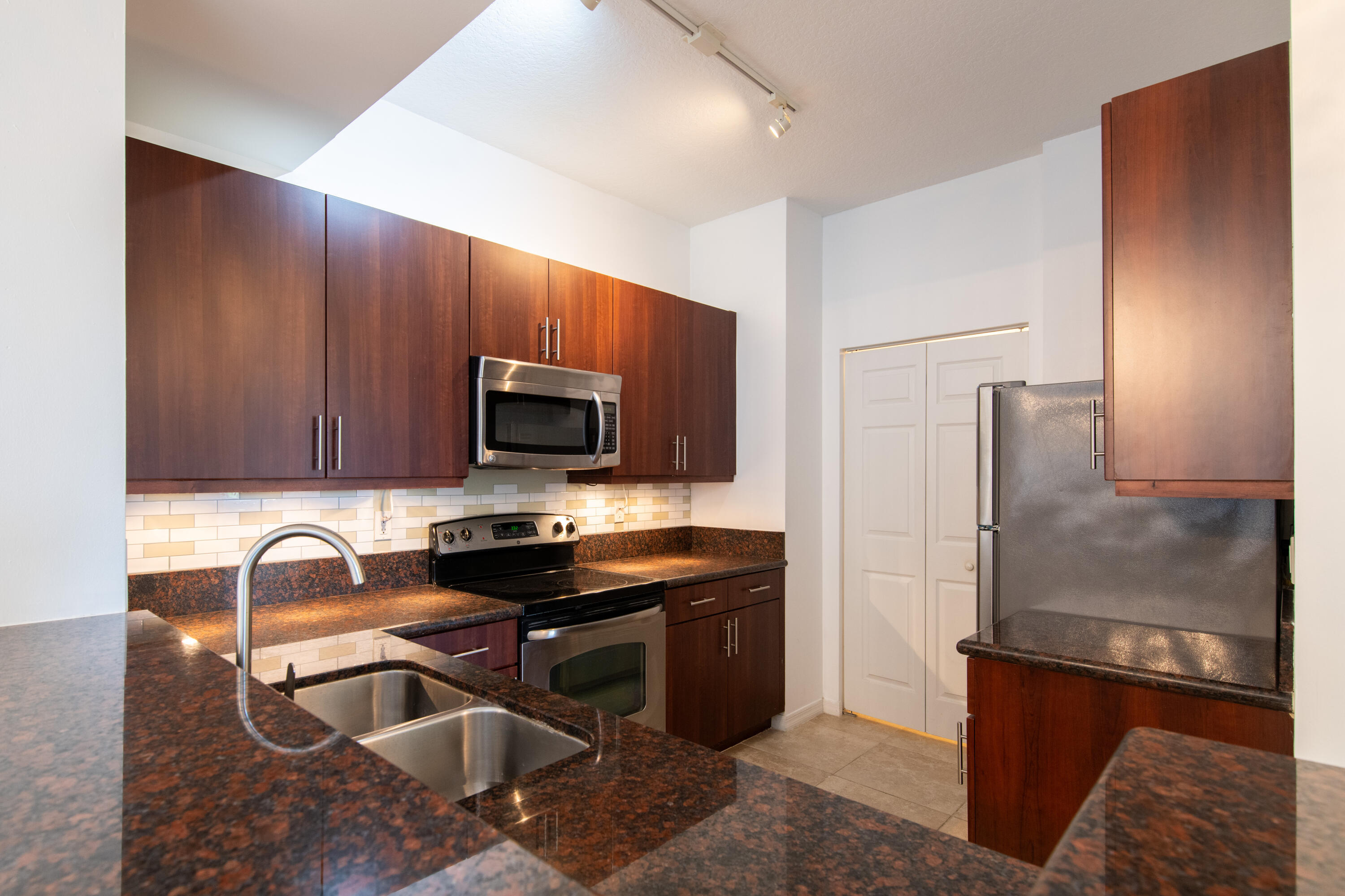 4907 Midtown #1411, Palm Beach Gardens FL 33418