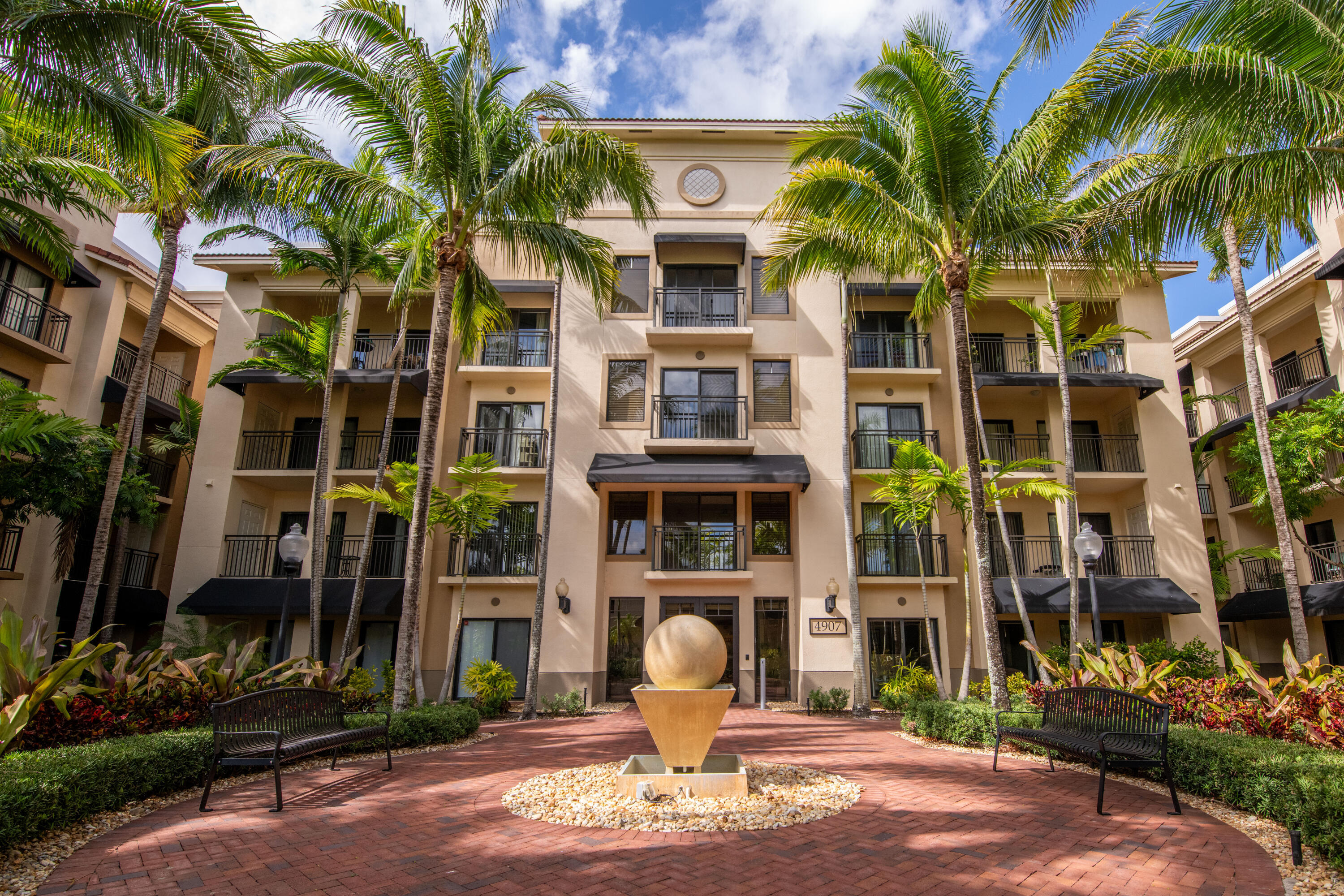4907 Midtown #1411, Palm Beach Gardens FL 33418