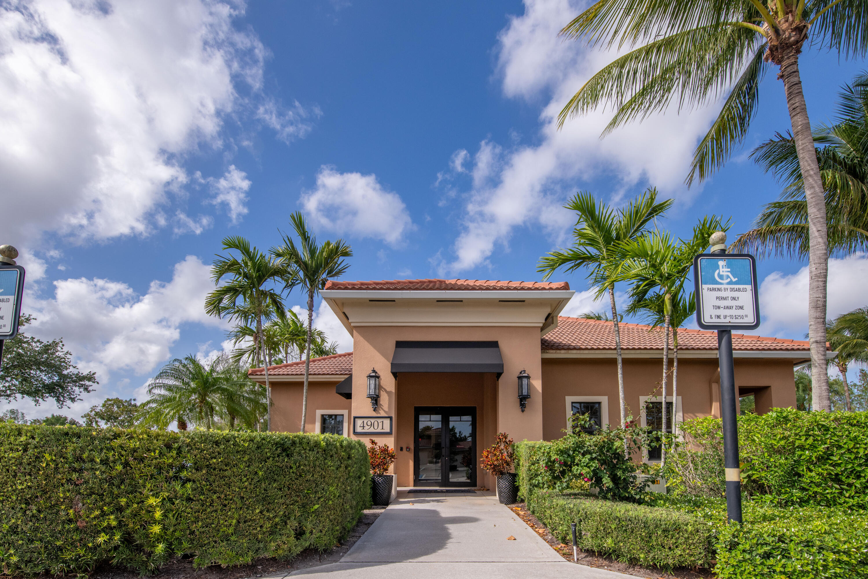 4907 Midtown #1411, Palm Beach Gardens FL 33418