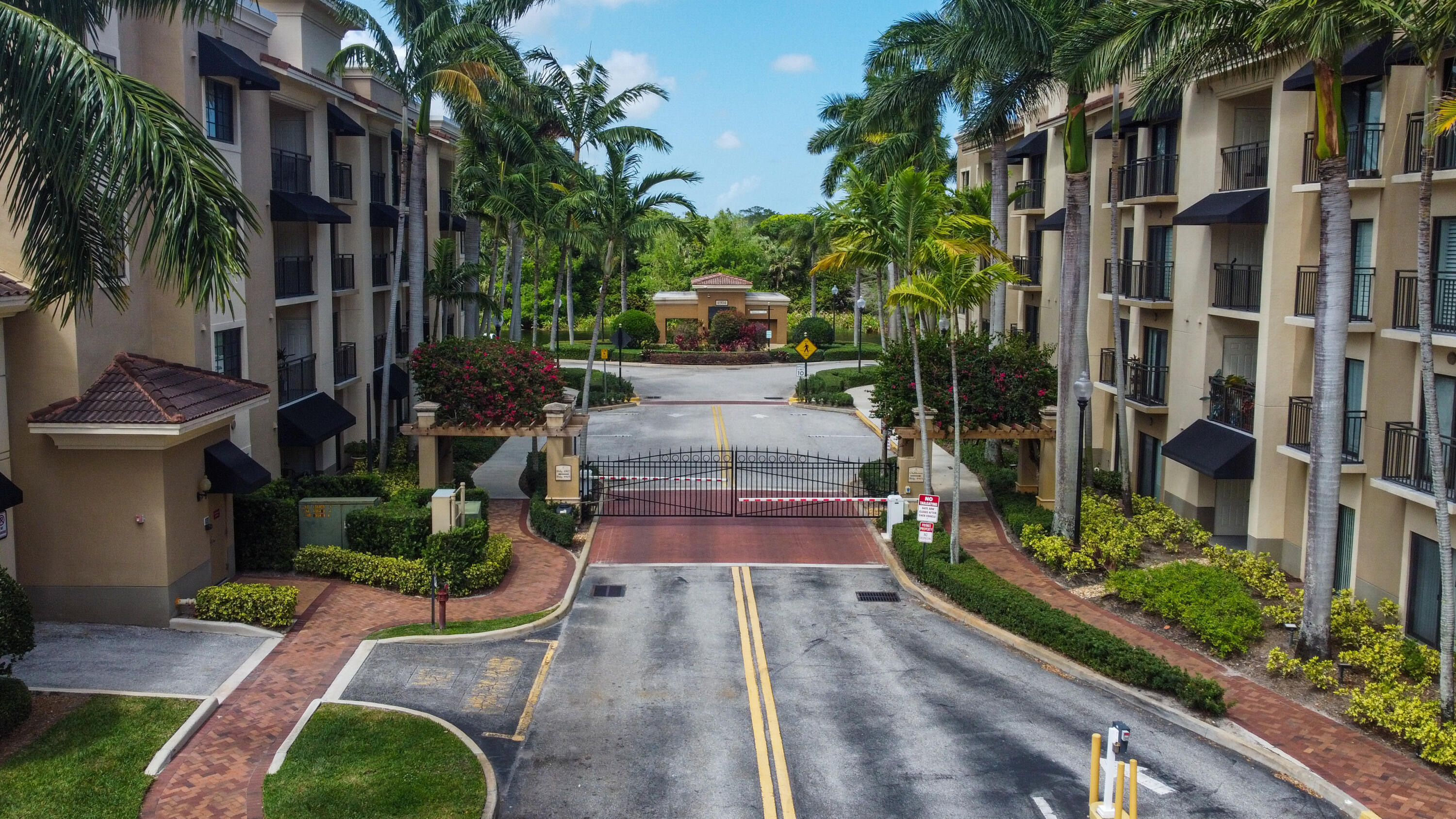 4907 Midtown #1411, Palm Beach Gardens FL 33418