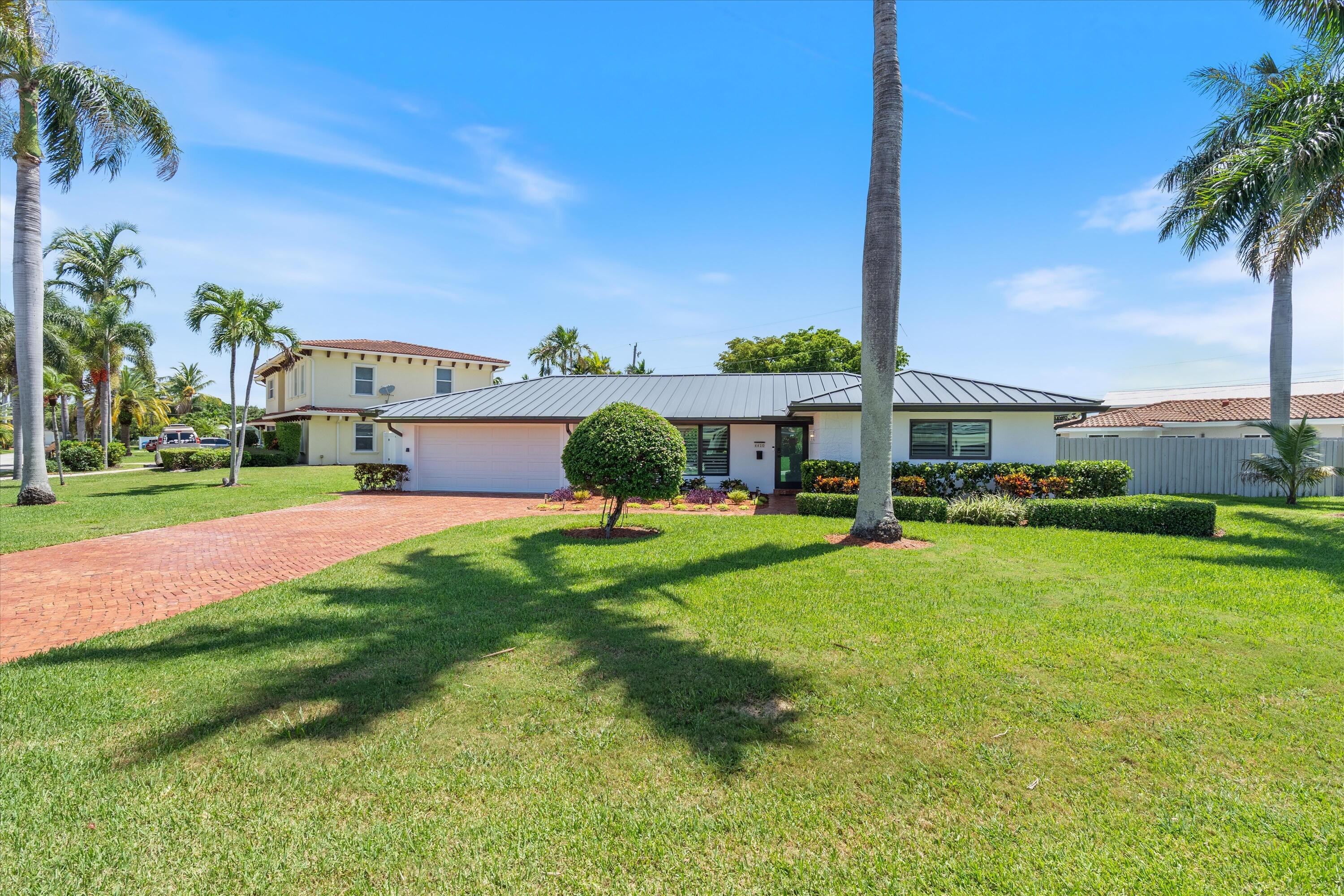 4410 NE 24TH, Lighthouse Point FL 33064