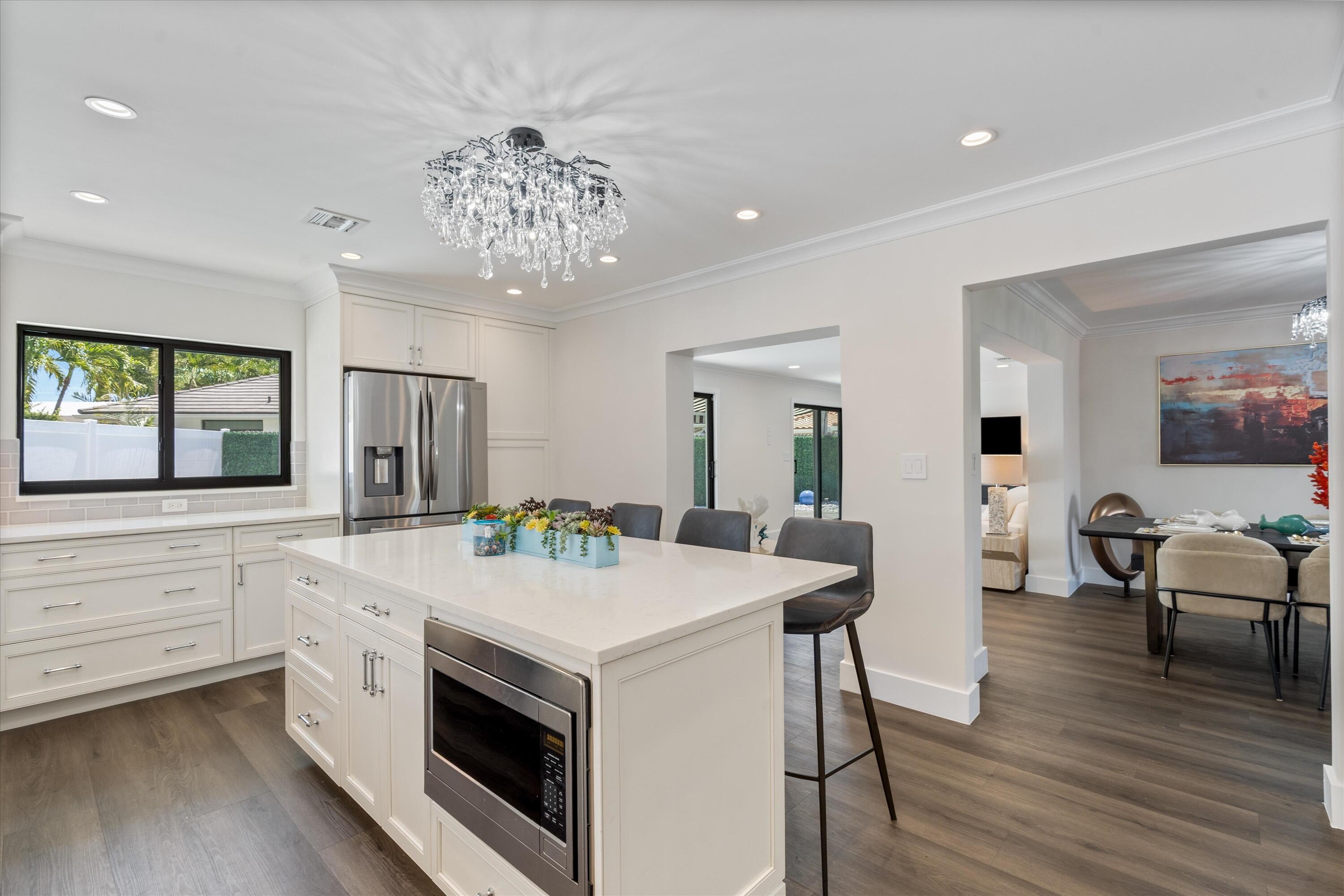 4410 NE 24TH, Lighthouse Point FL 33064