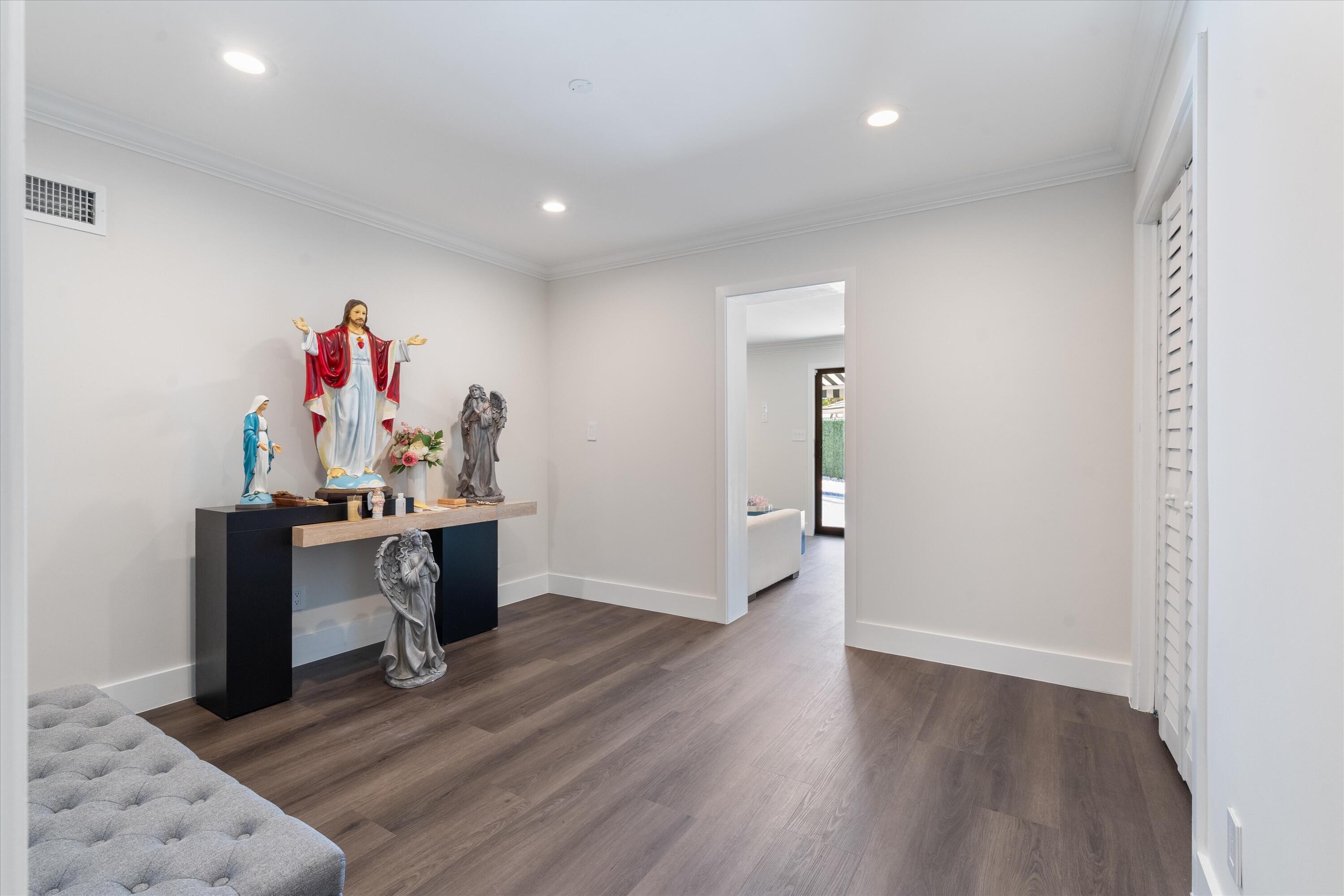4410 NE 24TH, Lighthouse Point FL 33064