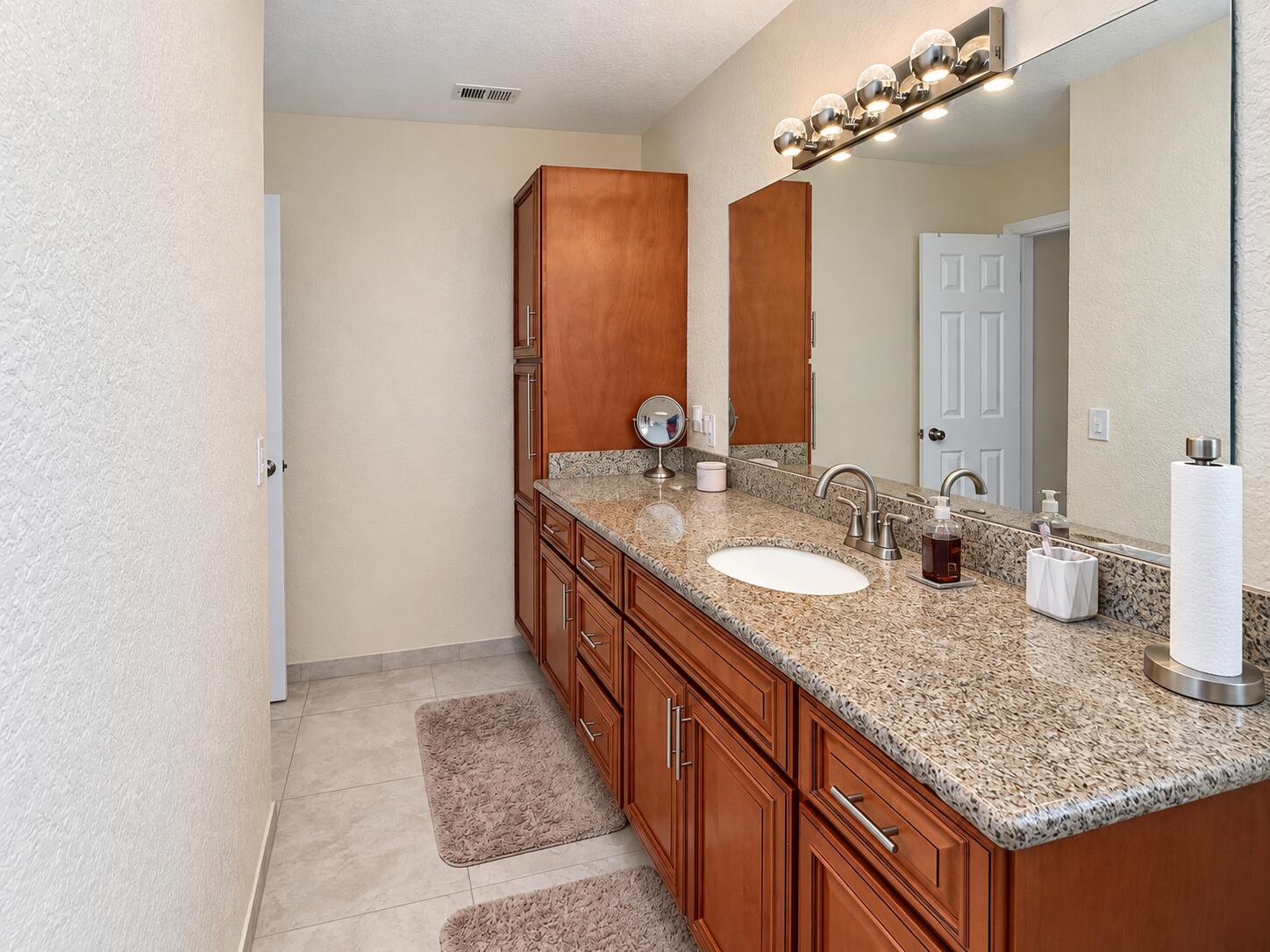 7482 NW 48TH, Lauderhill FL 33319