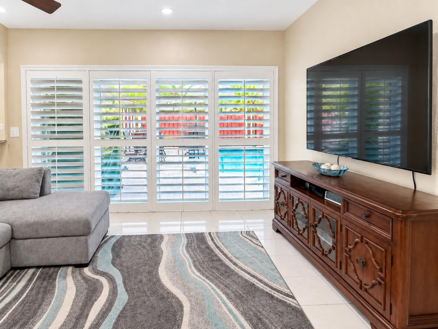 7482 NW 48TH, Lauderhill FL 33319