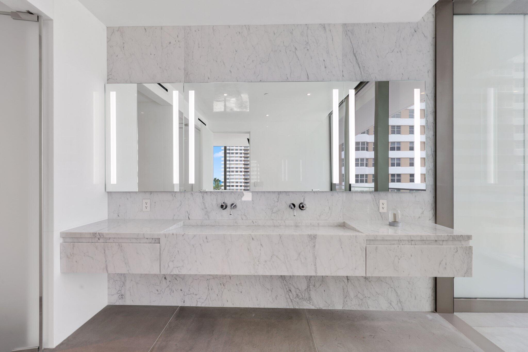 2000 S OCEAN #5A, Hallandale Beach FL 33009