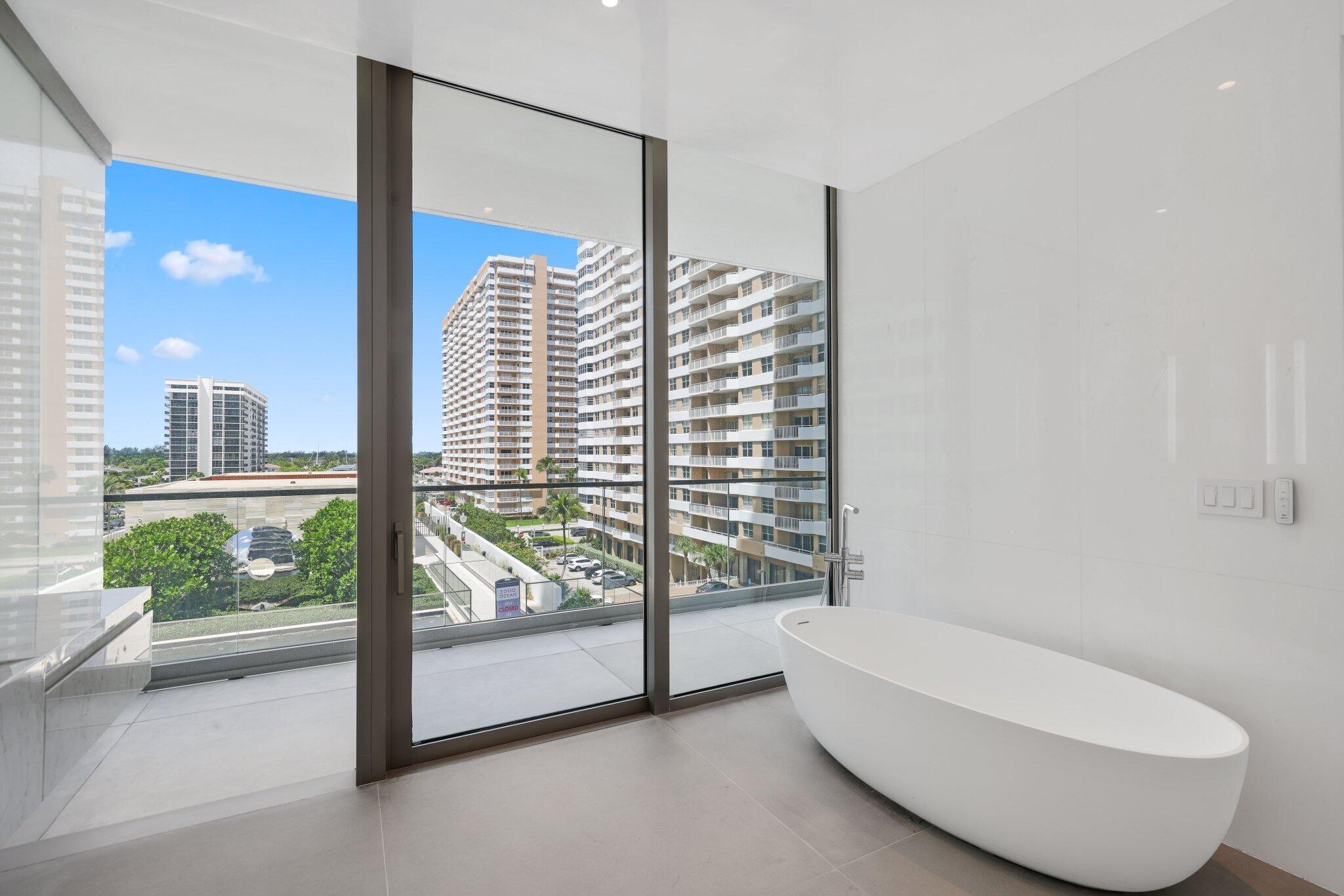 2000 S OCEAN #5A, Hallandale Beach FL 33009
