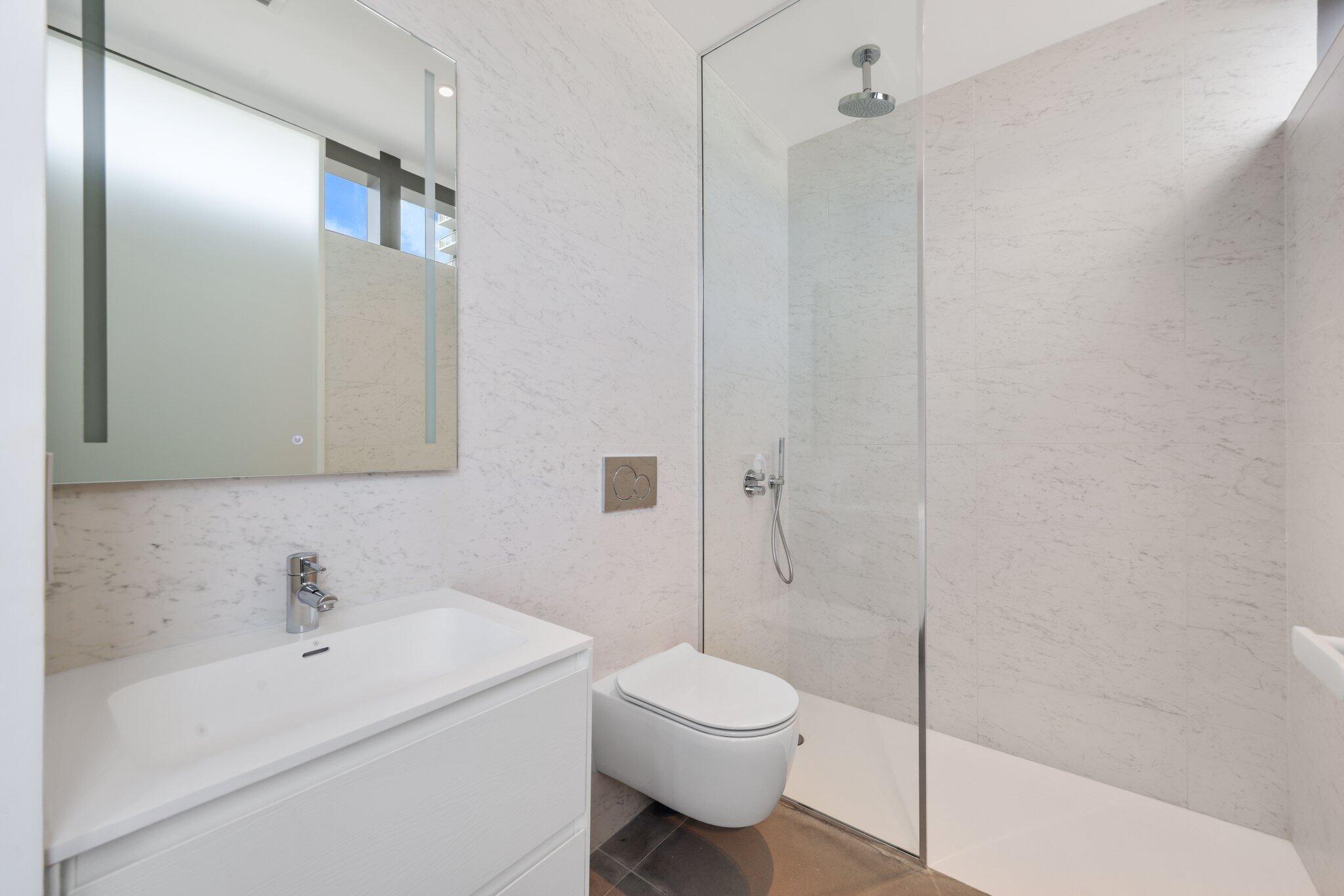 2000 S OCEAN #5A, Hallandale Beach FL 33009