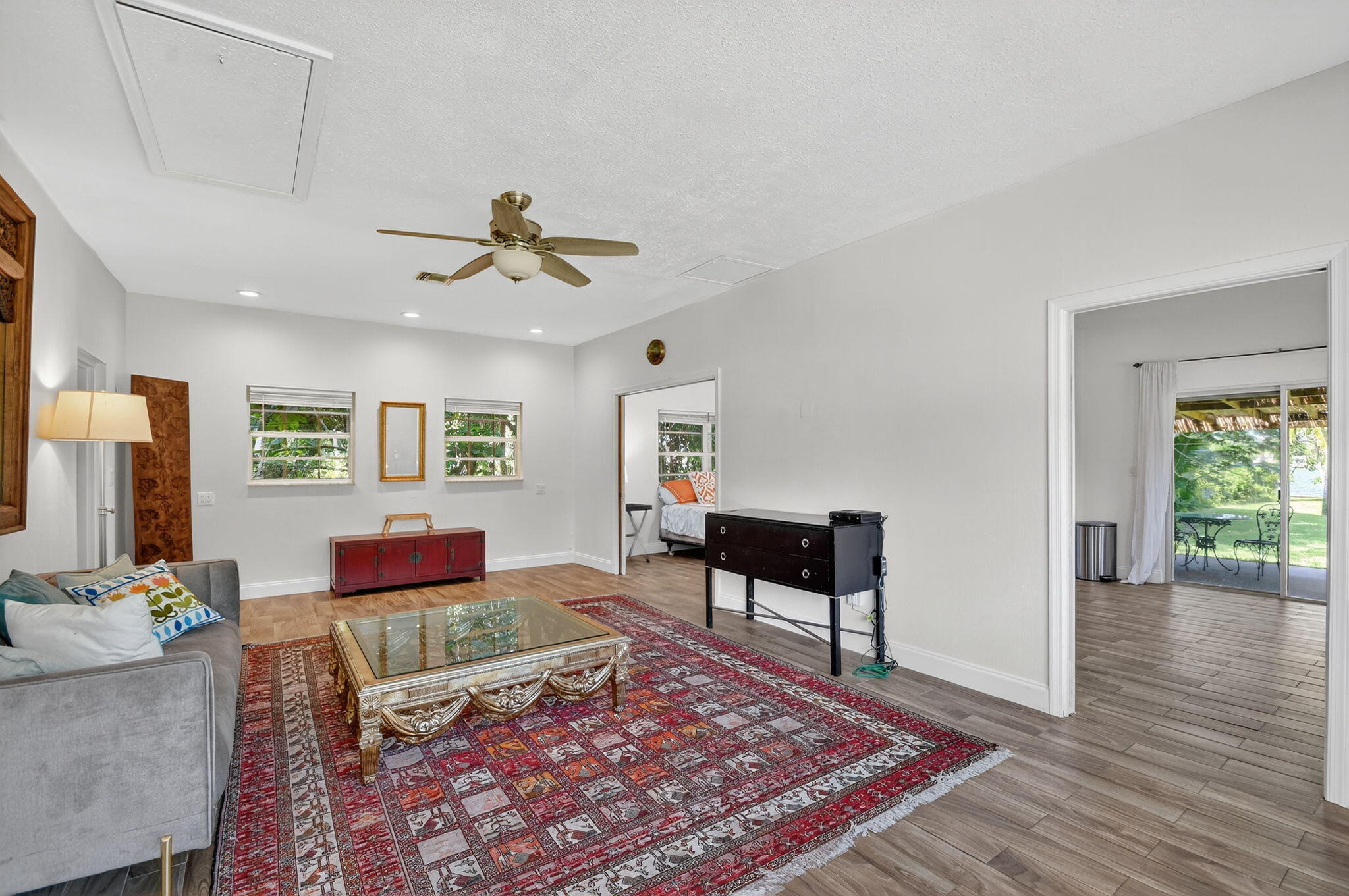 6225 Pine #Cottage, Lake Worth FL 33462