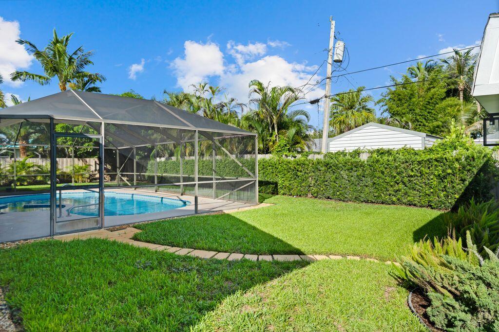 14 SE Paddock, Tequesta FL 33469