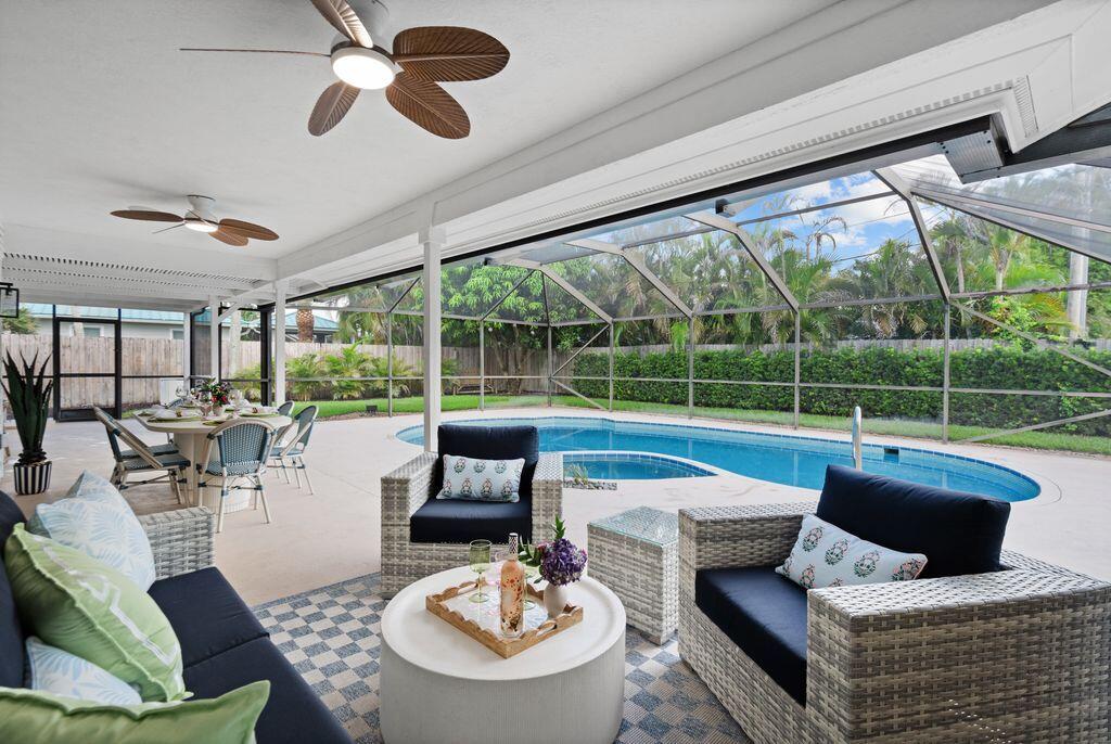 14 SE Paddock, Tequesta FL 33469