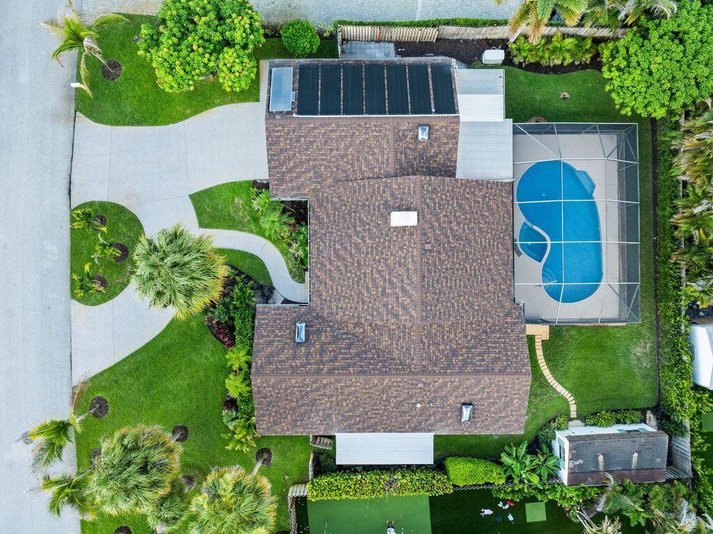 14 SE Paddock, Tequesta FL 33469