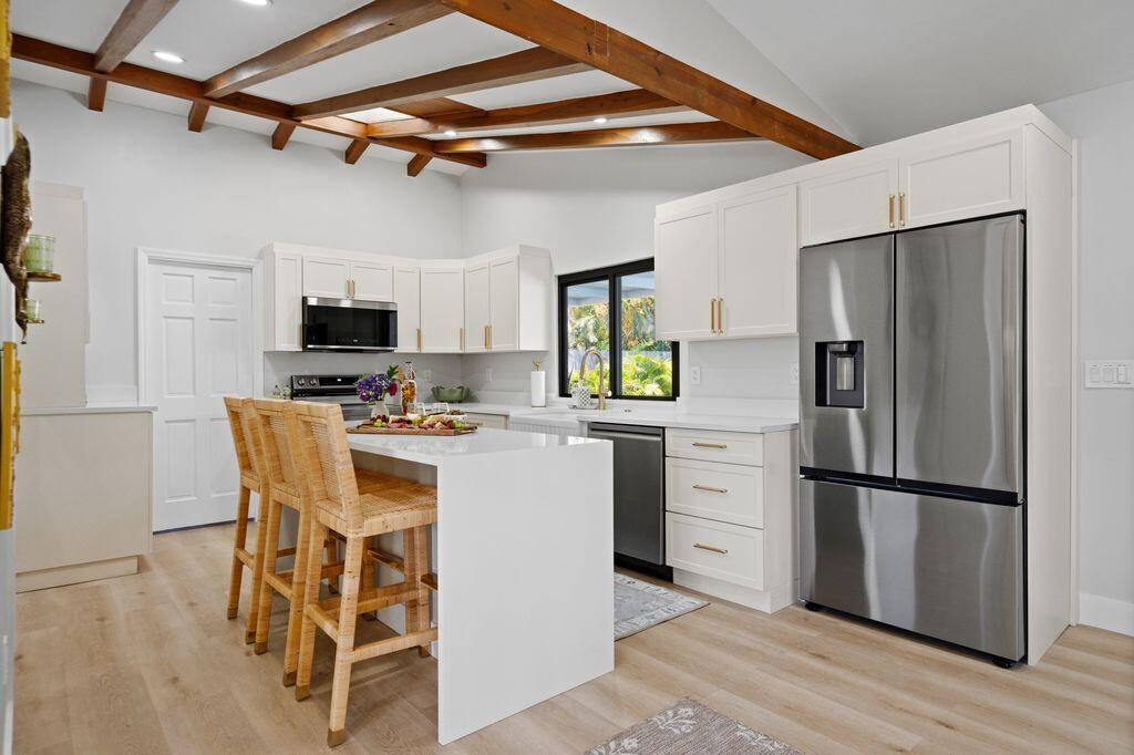 14 SE Paddock, Tequesta FL 33469