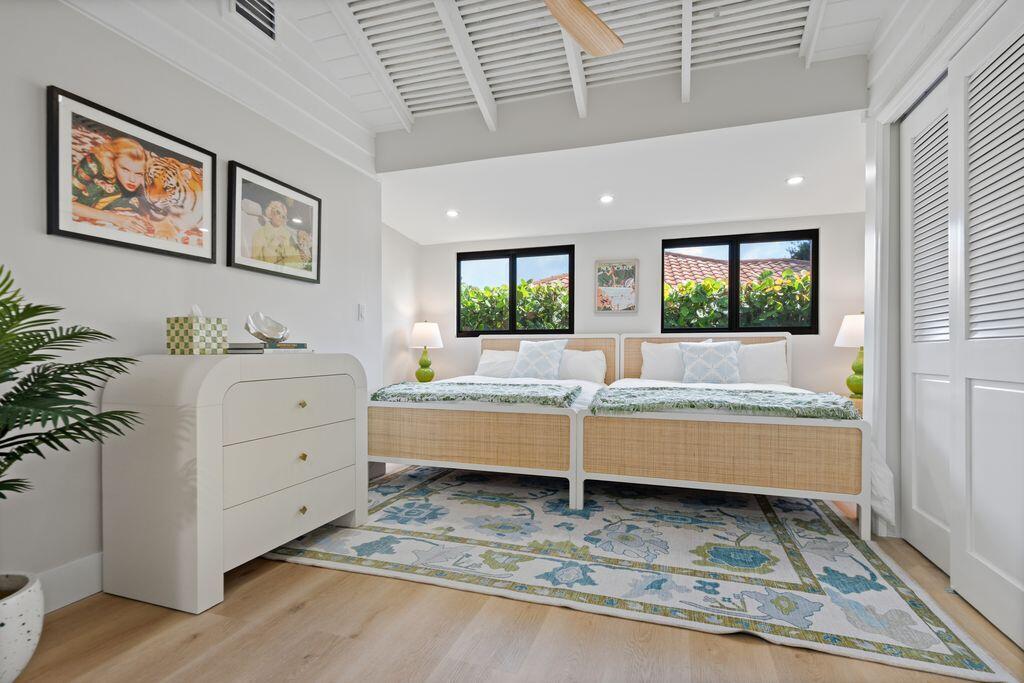 14 SE Paddock, Tequesta FL 33469