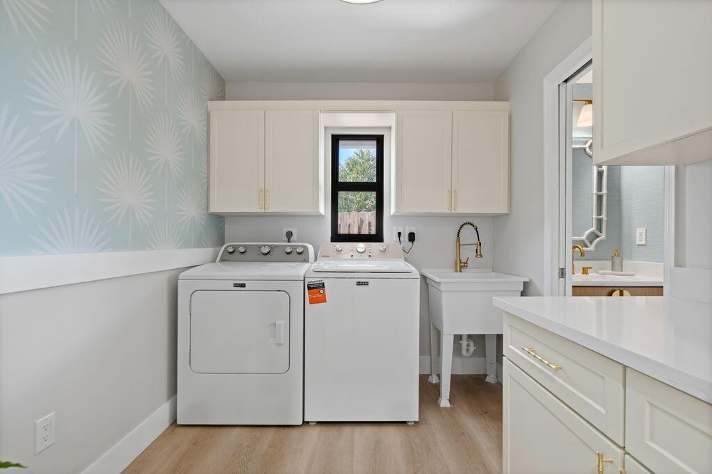 14 SE Paddock, Tequesta FL 33469