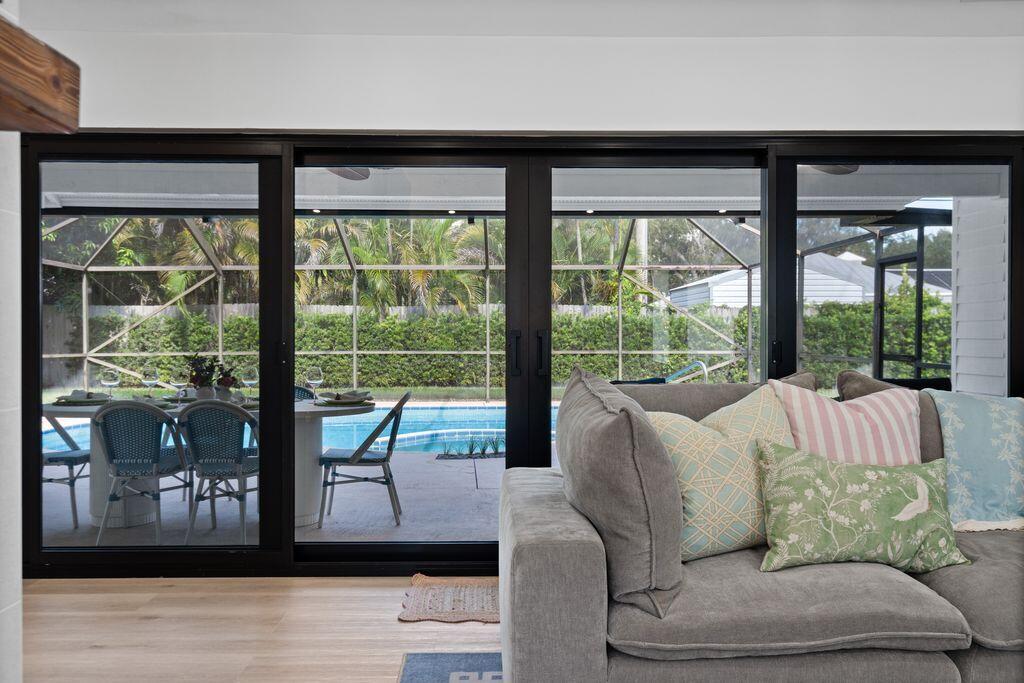 14 SE Paddock, Tequesta FL 33469