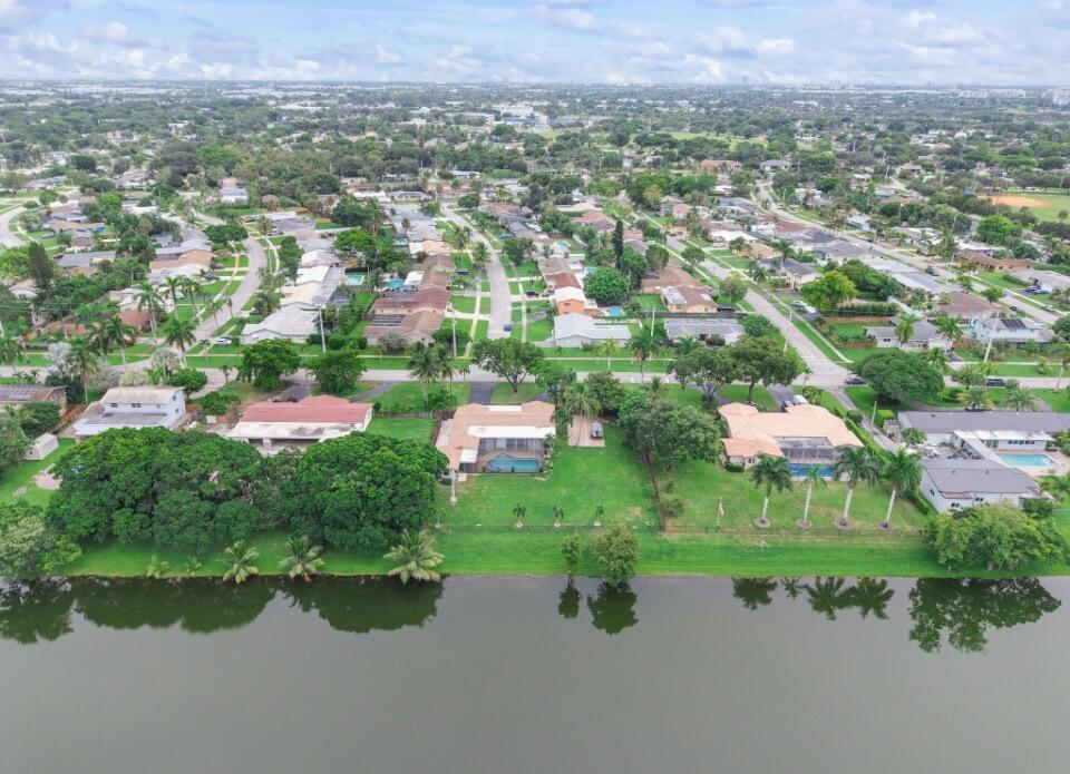 711 NW 45TH, Coconut Creek FL 33066