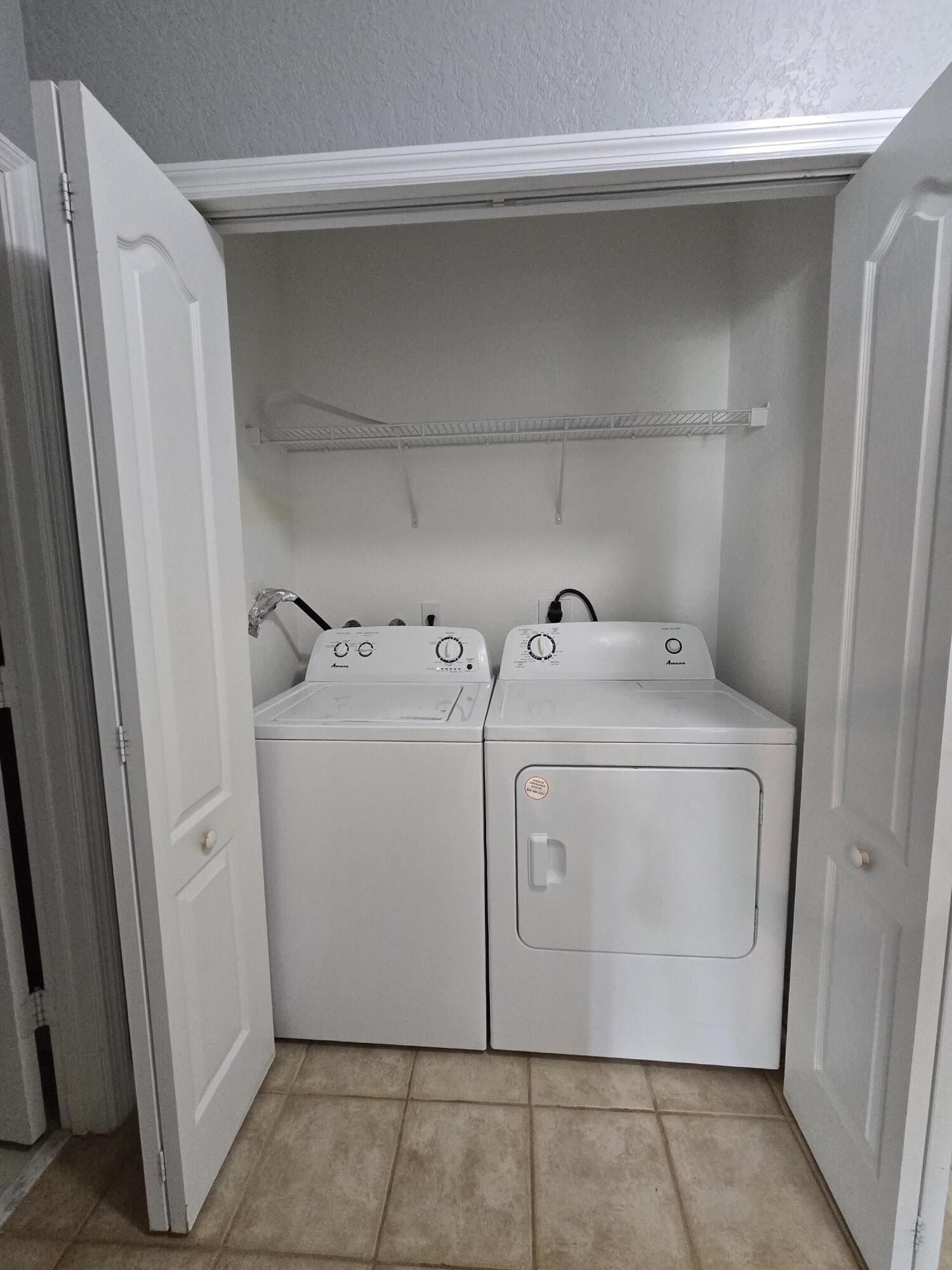 1106 SHOMA, Royal Palm Beach FL 33414