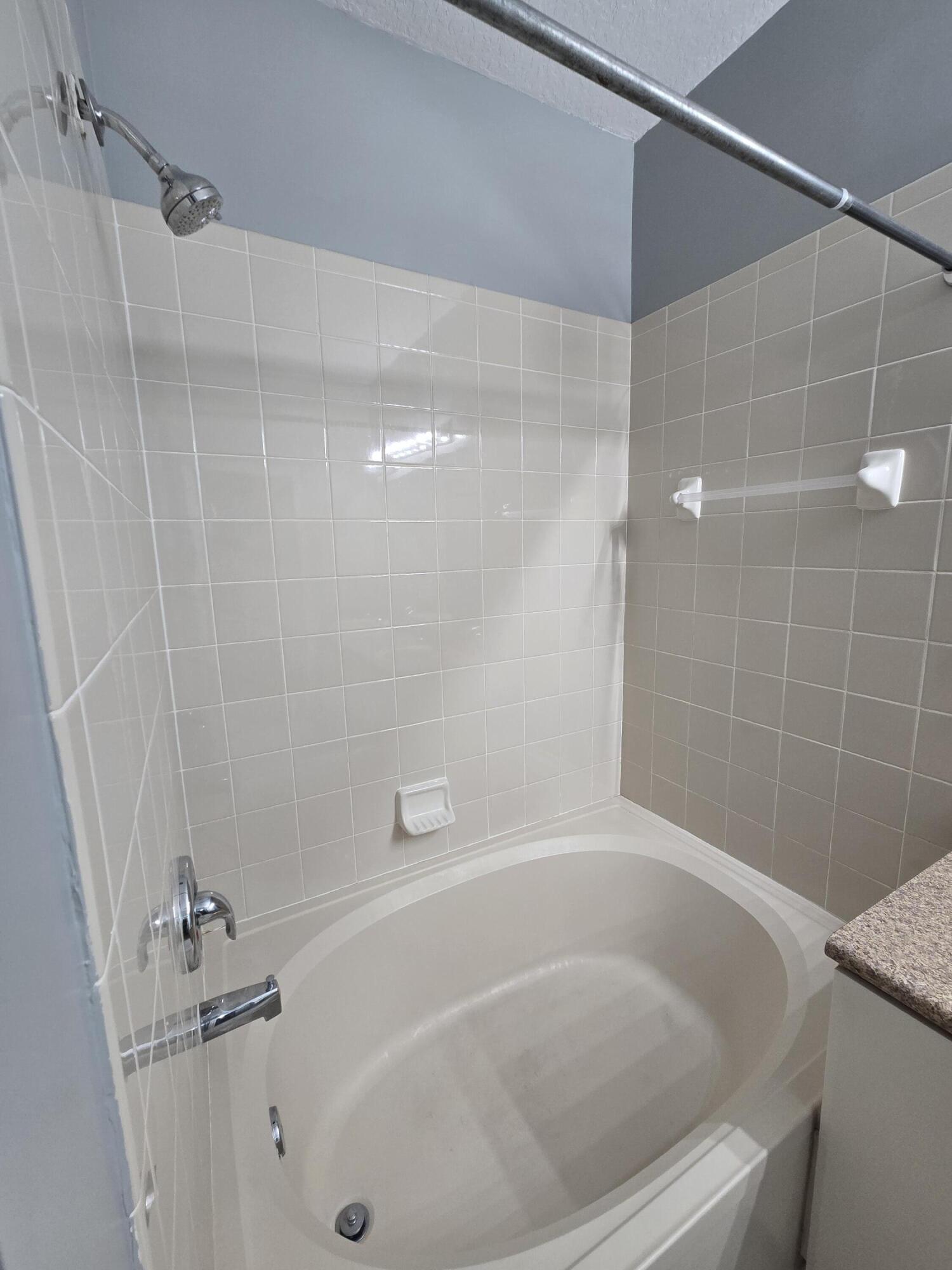 1106 SHOMA, Royal Palm Beach FL 33414