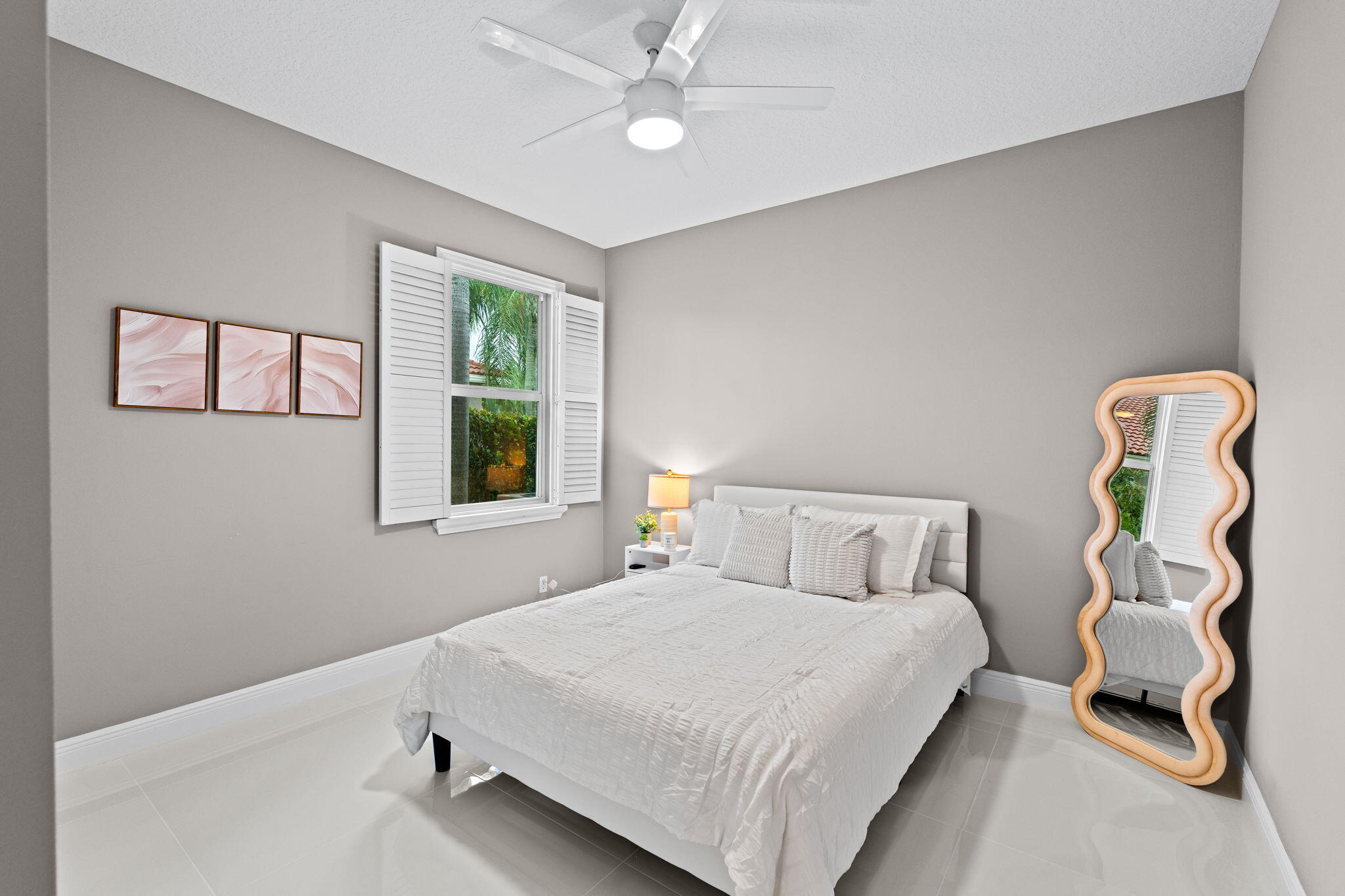 9919 Royal Cardigan, West Palm Beach FL 33411