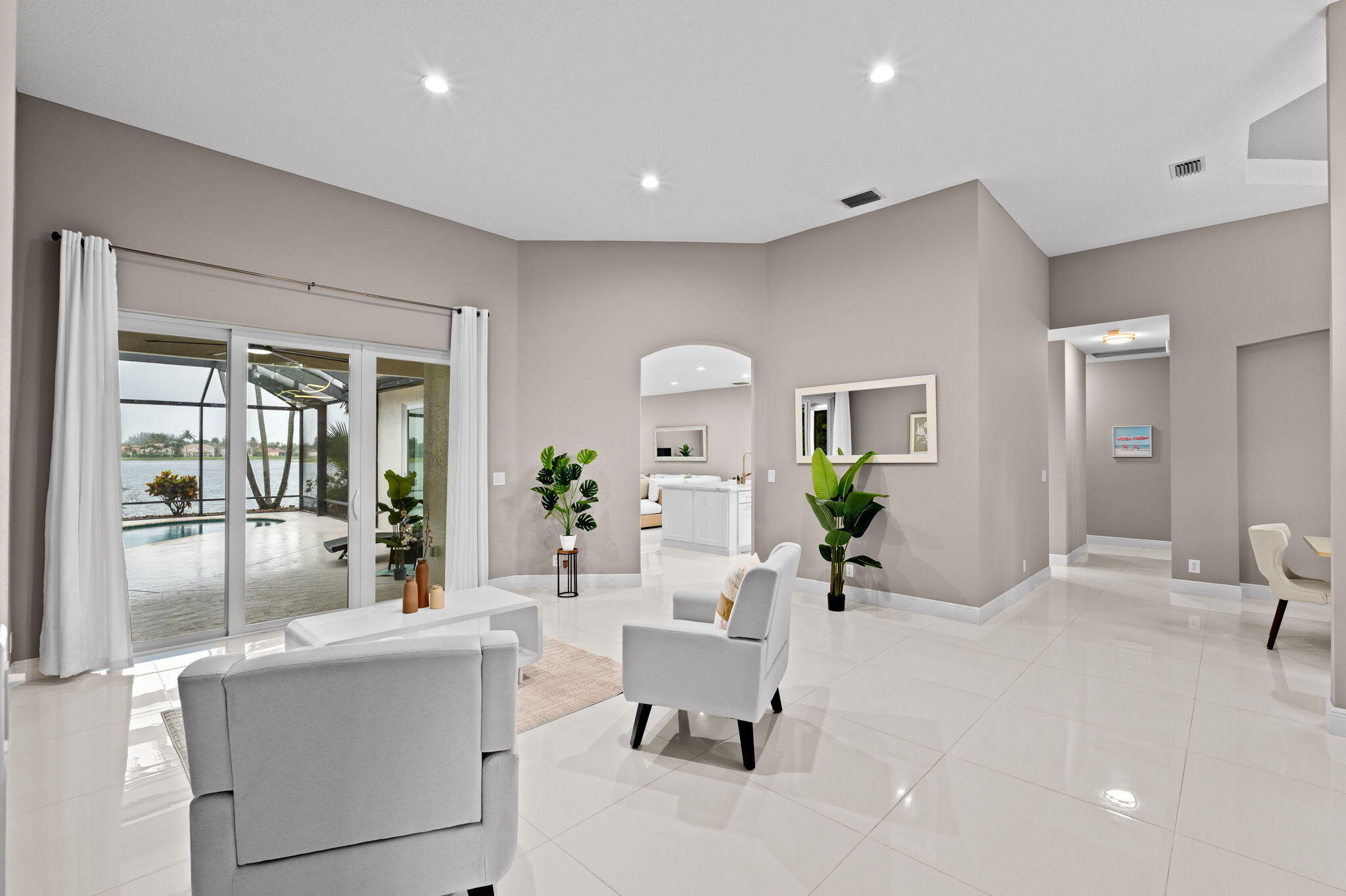 9919 Royal Cardigan, West Palm Beach FL 33411