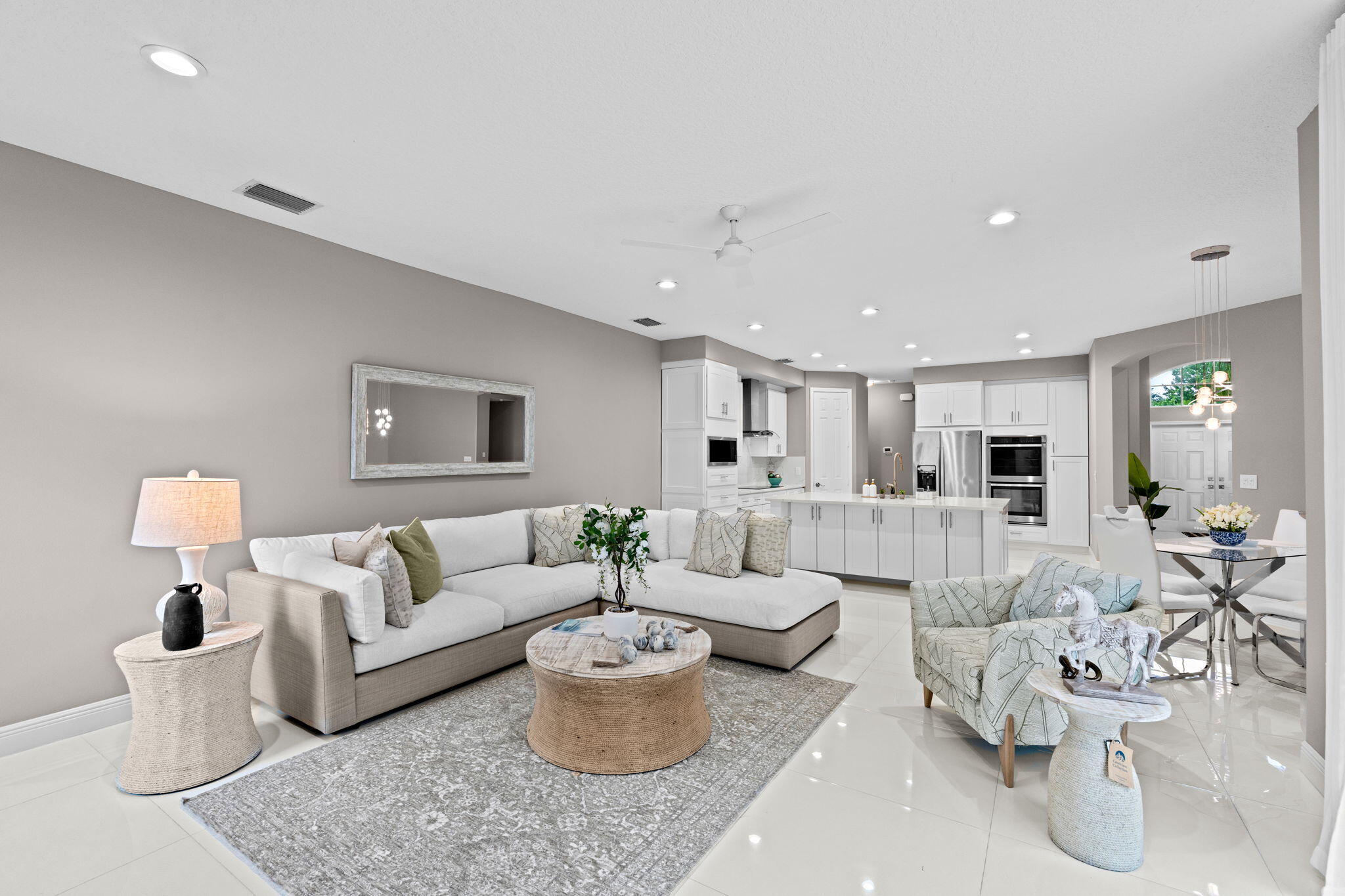 9919 Royal Cardigan, West Palm Beach FL 33411