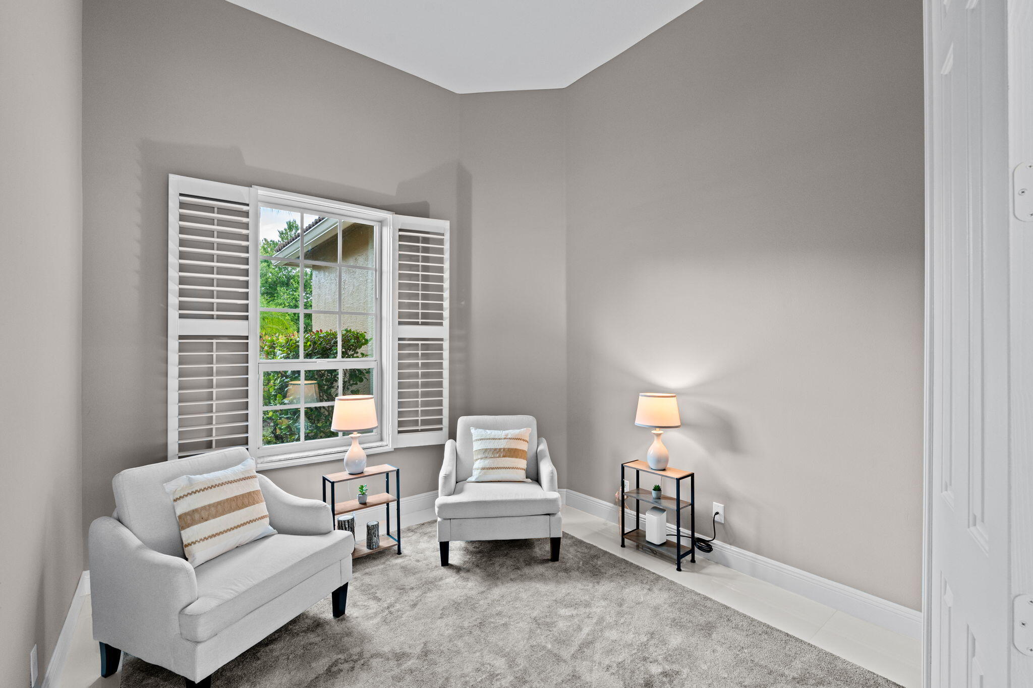 9919 Royal Cardigan, West Palm Beach FL 33411