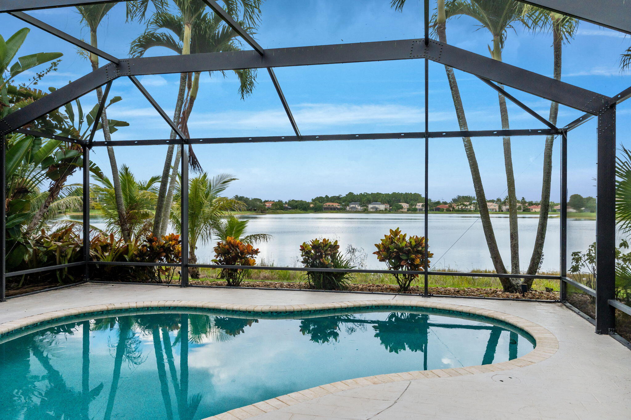 9919 Royal Cardigan, West Palm Beach FL 33411