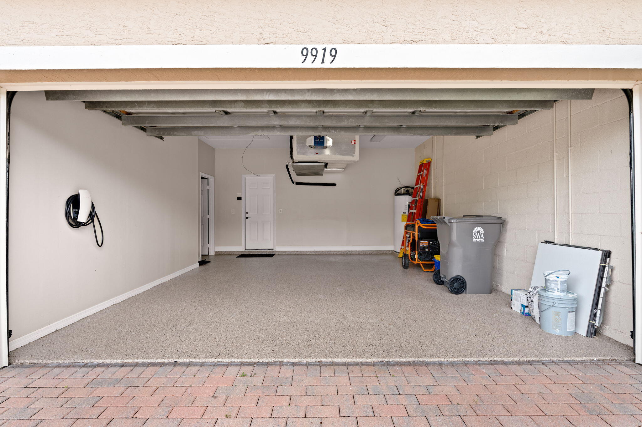 9919 Royal Cardigan, West Palm Beach FL 33411