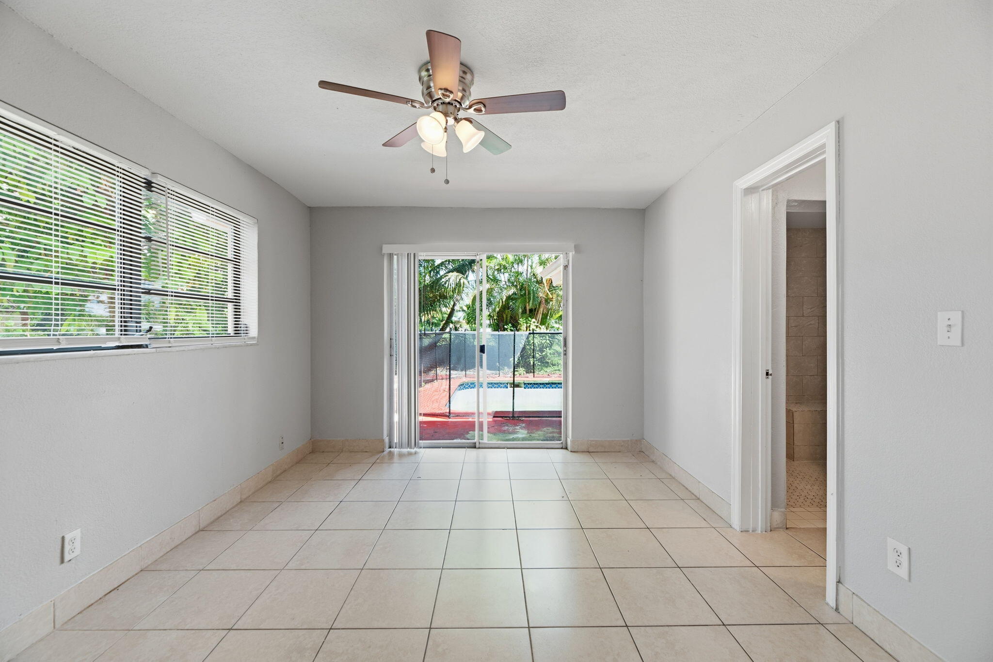 3427 NW 37TH, Lauderdale Lakes FL 33309