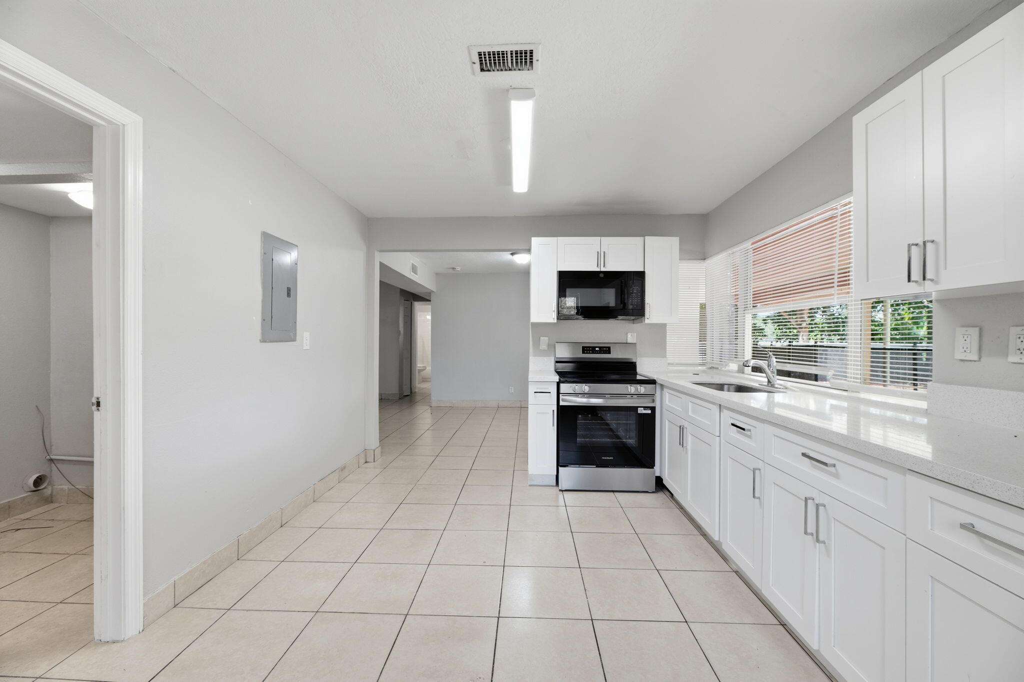 3427 NW 37TH, Lauderdale Lakes FL 33309