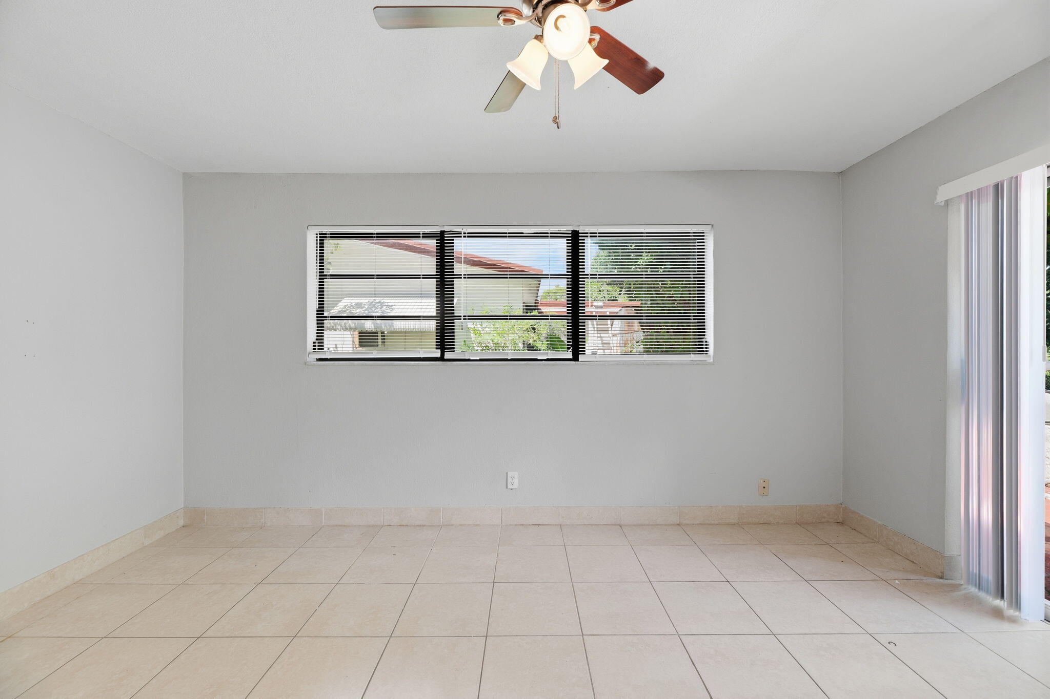 3427 NW 37TH, Lauderdale Lakes FL 33309
