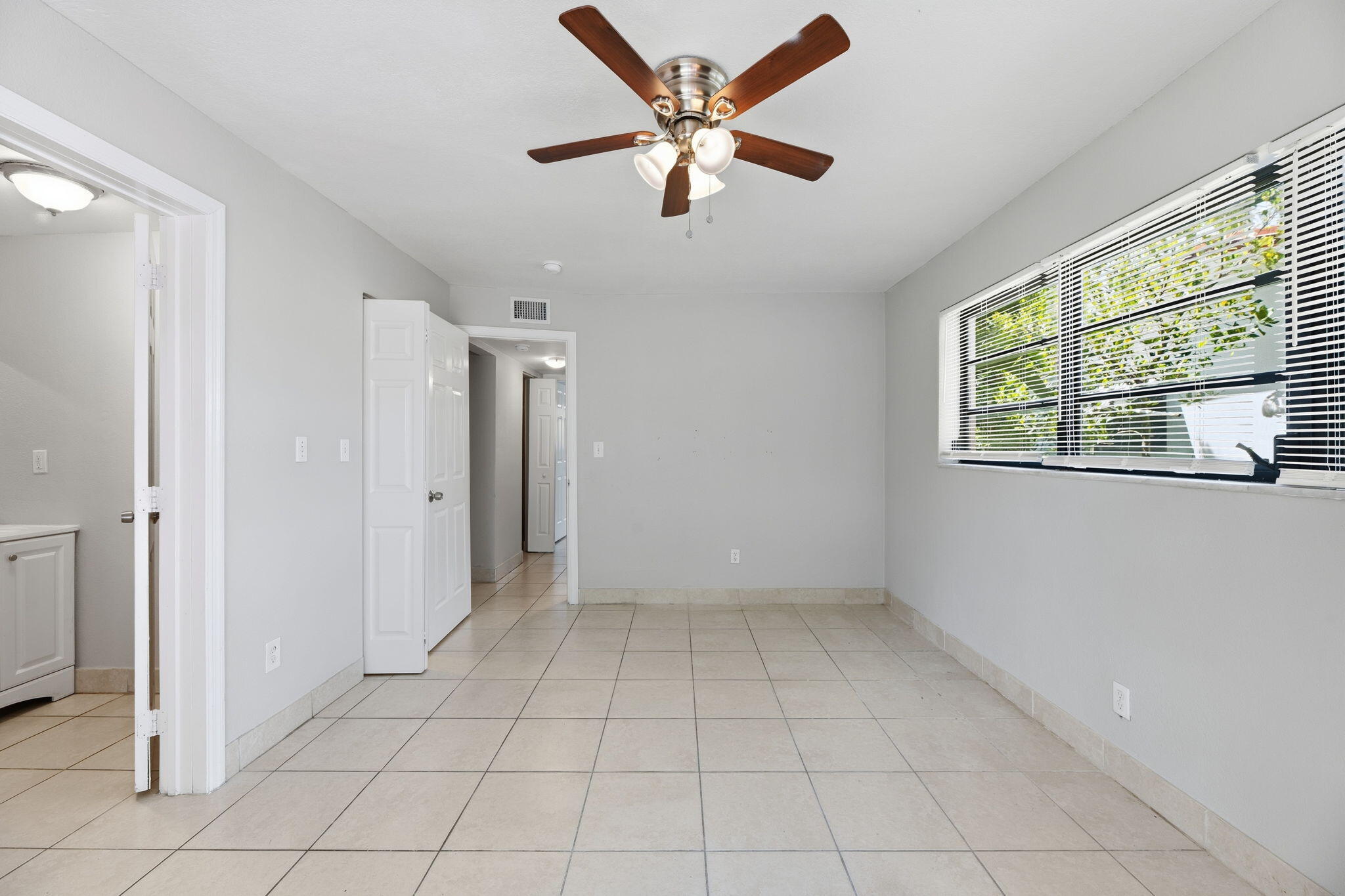 3427 NW 37TH, Lauderdale Lakes FL 33309