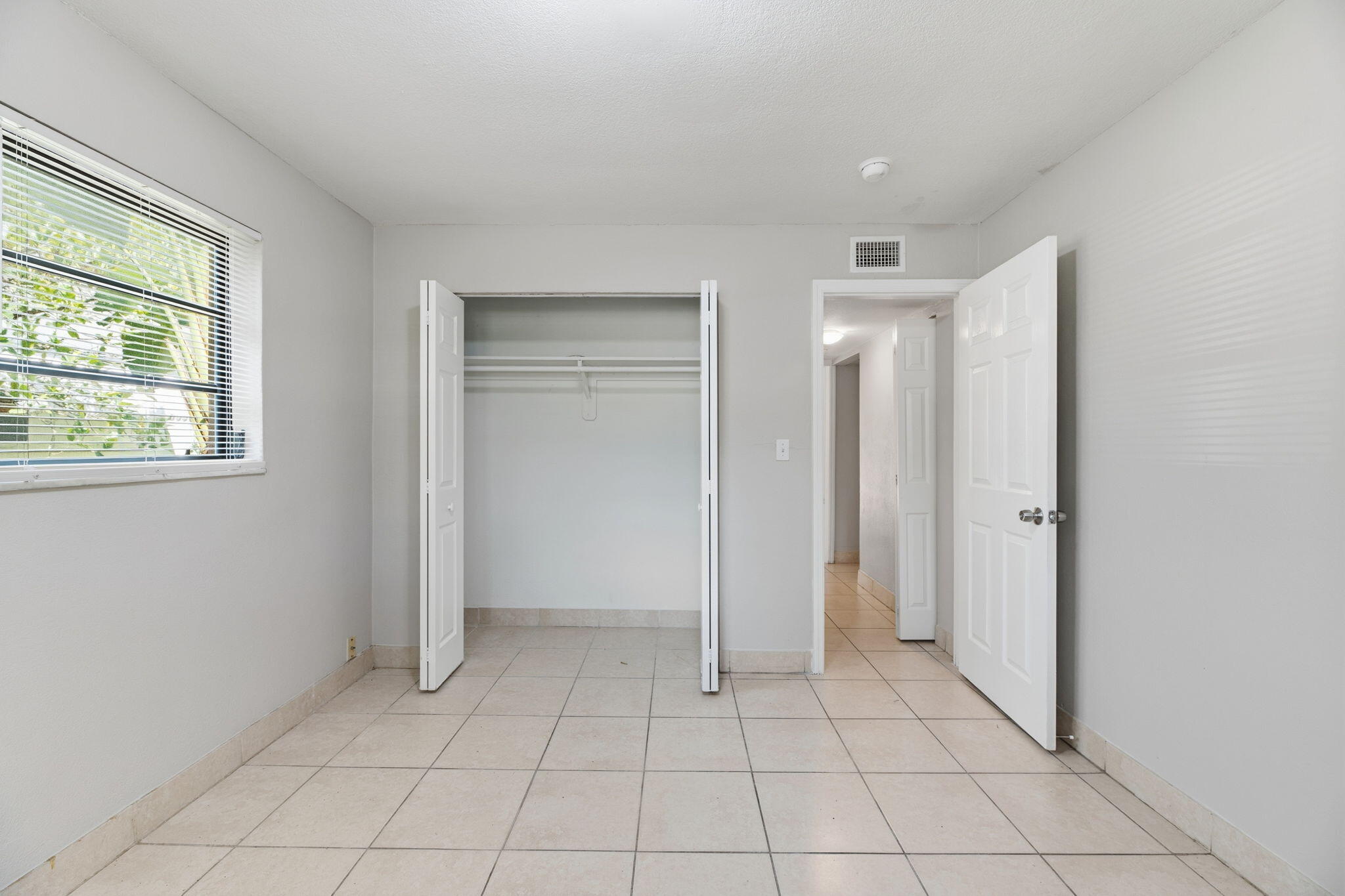 3427 NW 37TH, Lauderdale Lakes FL 33309