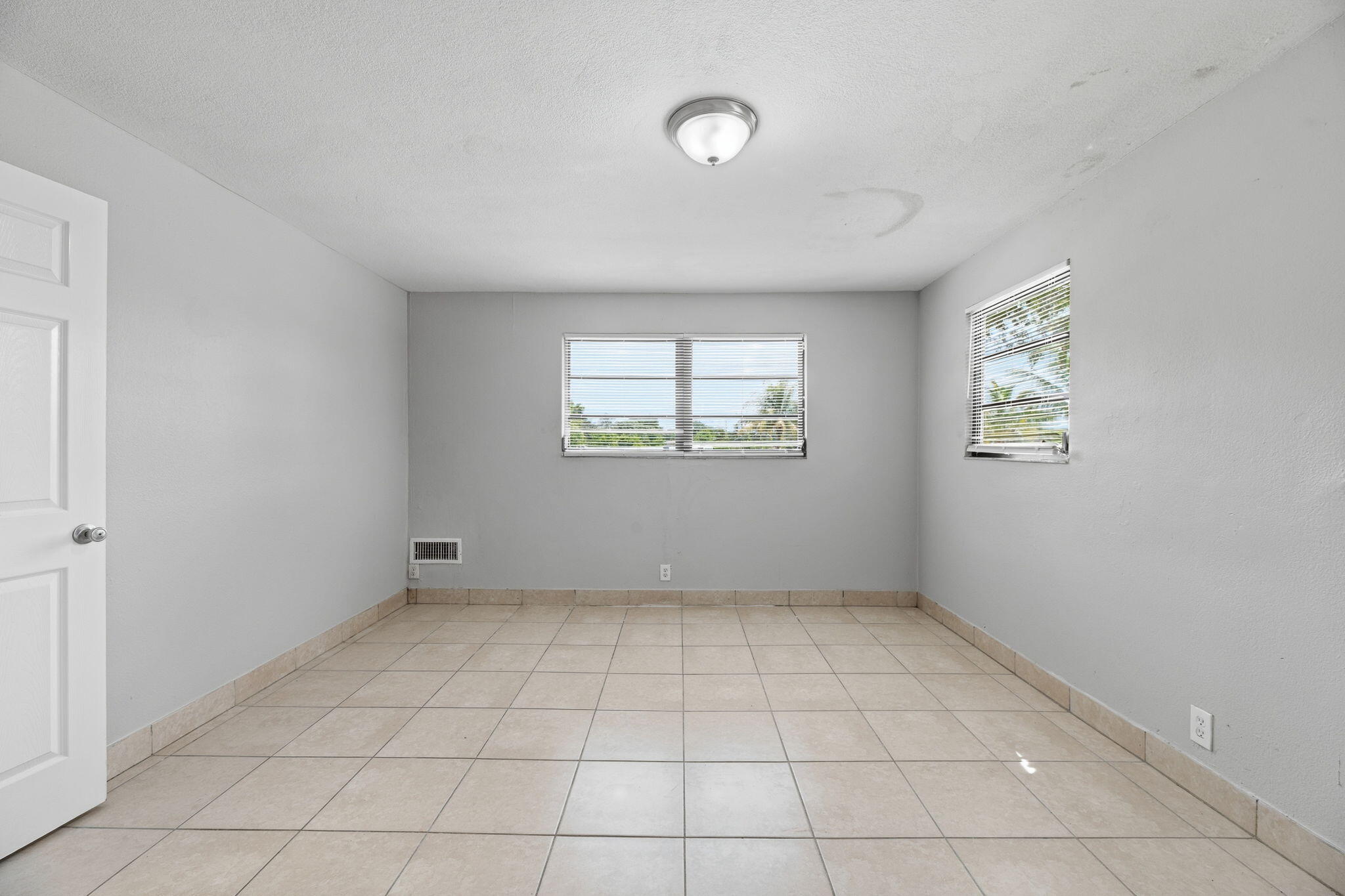 3427 NW 37TH, Lauderdale Lakes FL 33309
