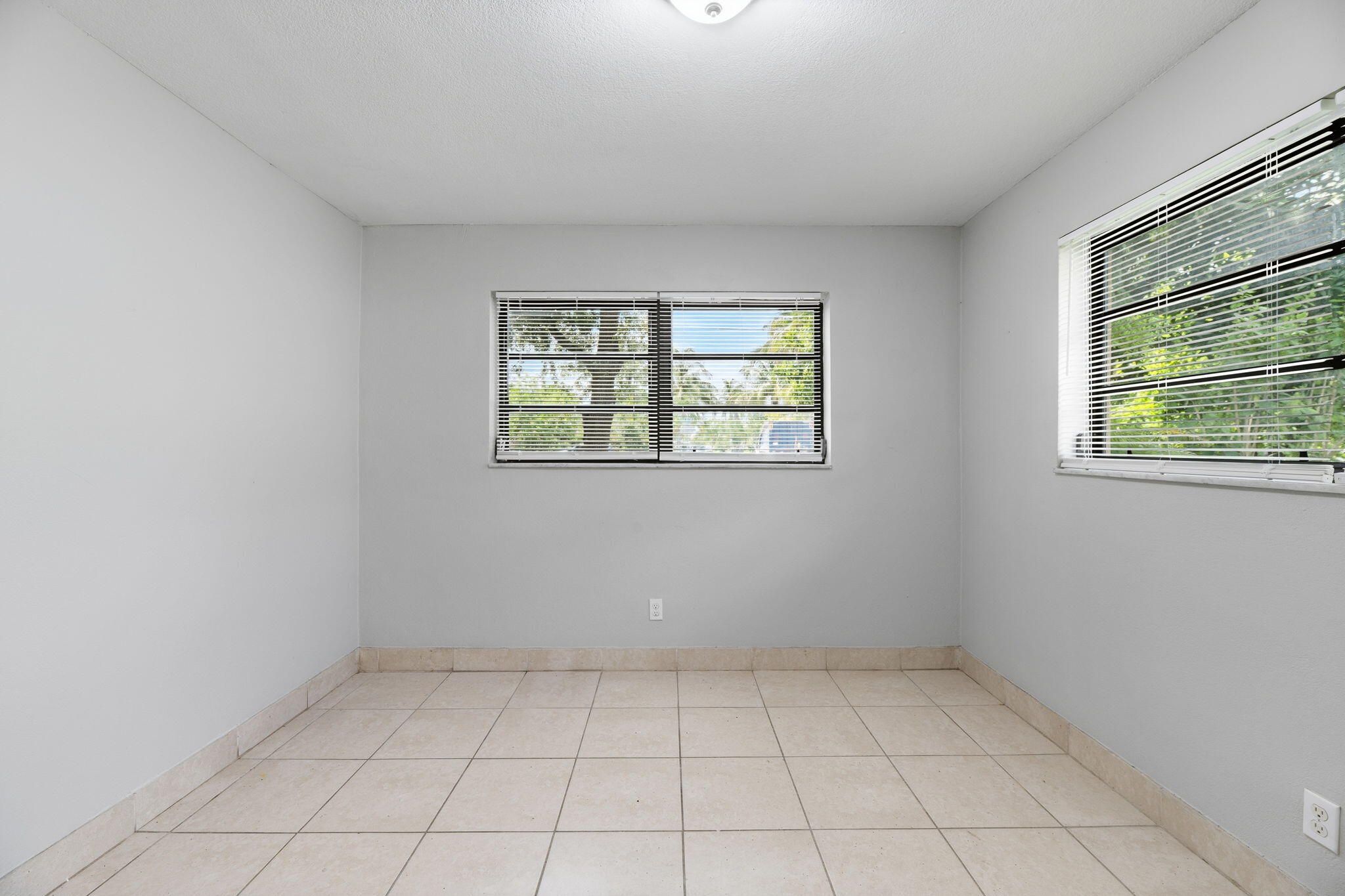 3427 NW 37TH, Lauderdale Lakes FL 33309