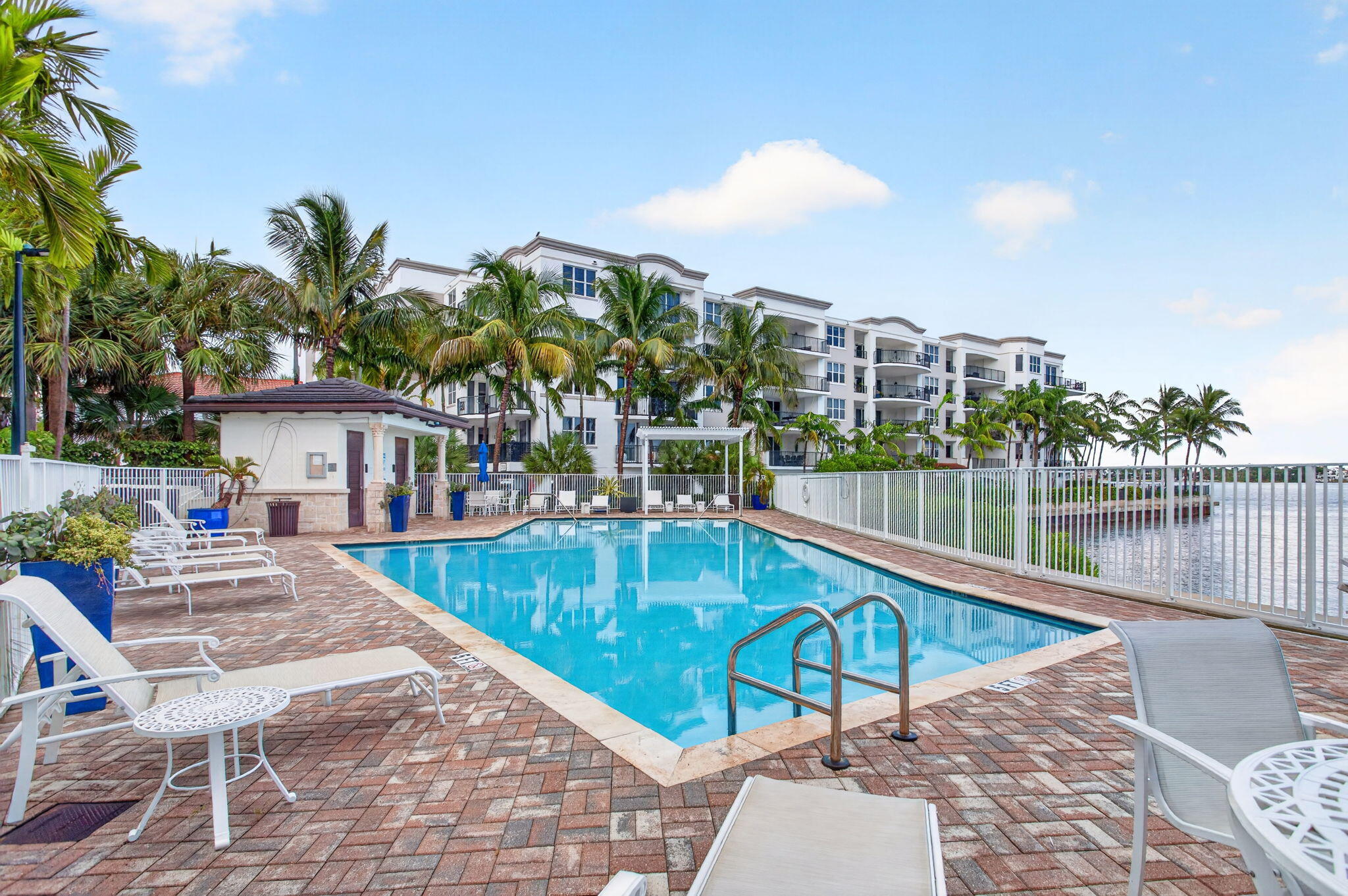 608 Windward, Boynton Beach FL 33435