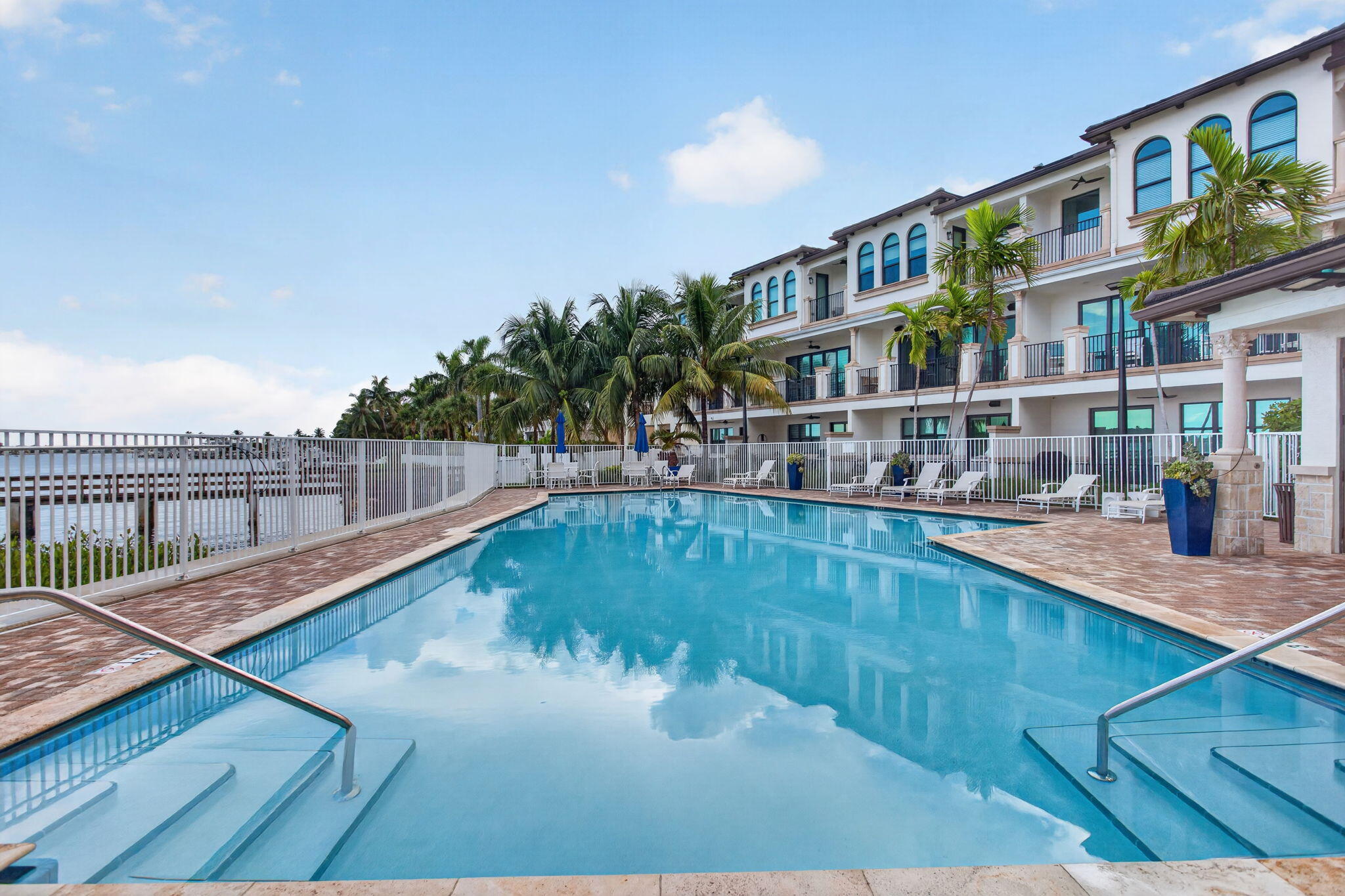 608 Windward, Boynton Beach FL 33435